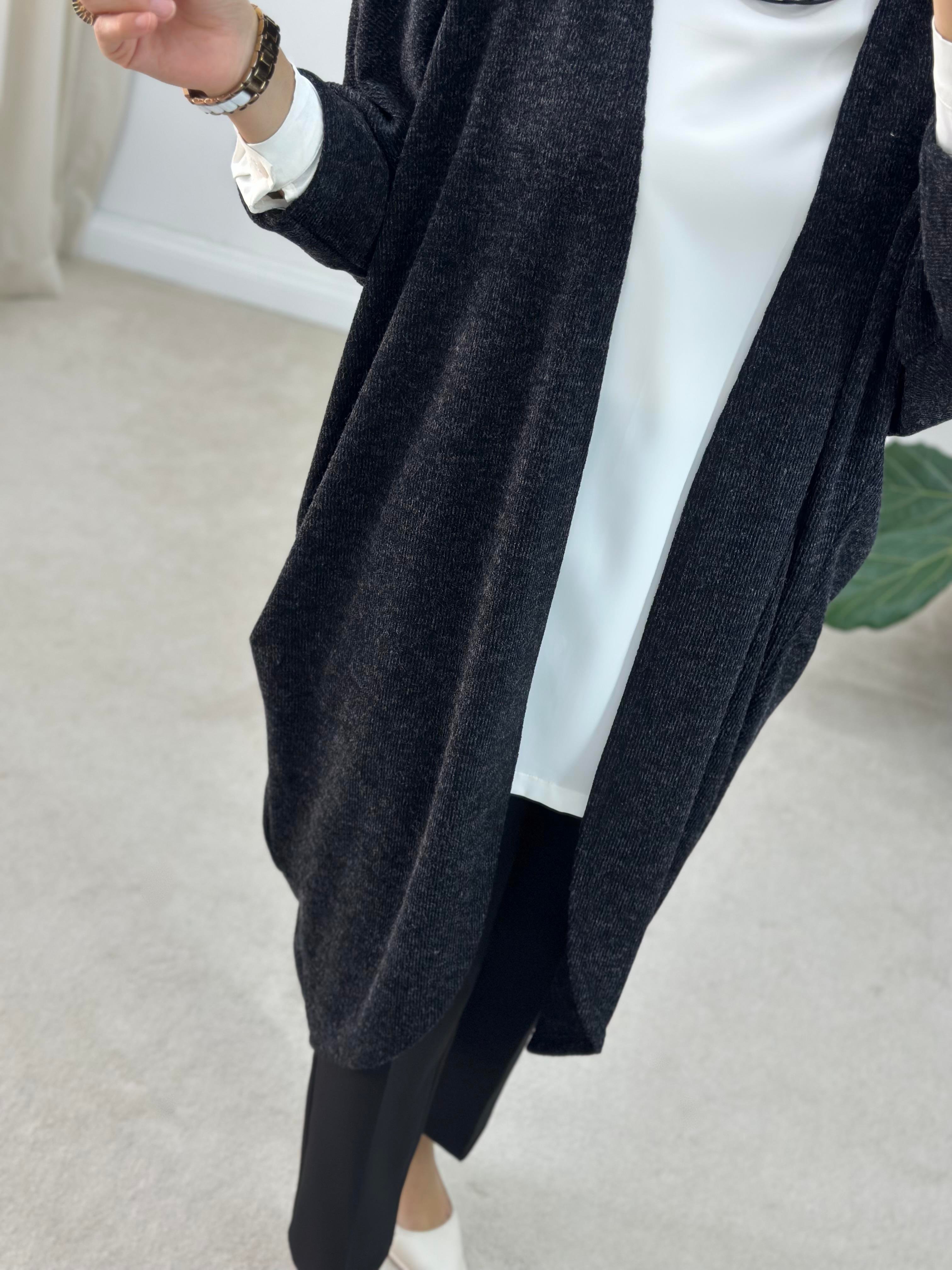 Örme Kumaş Oversize Kalıp Hırka