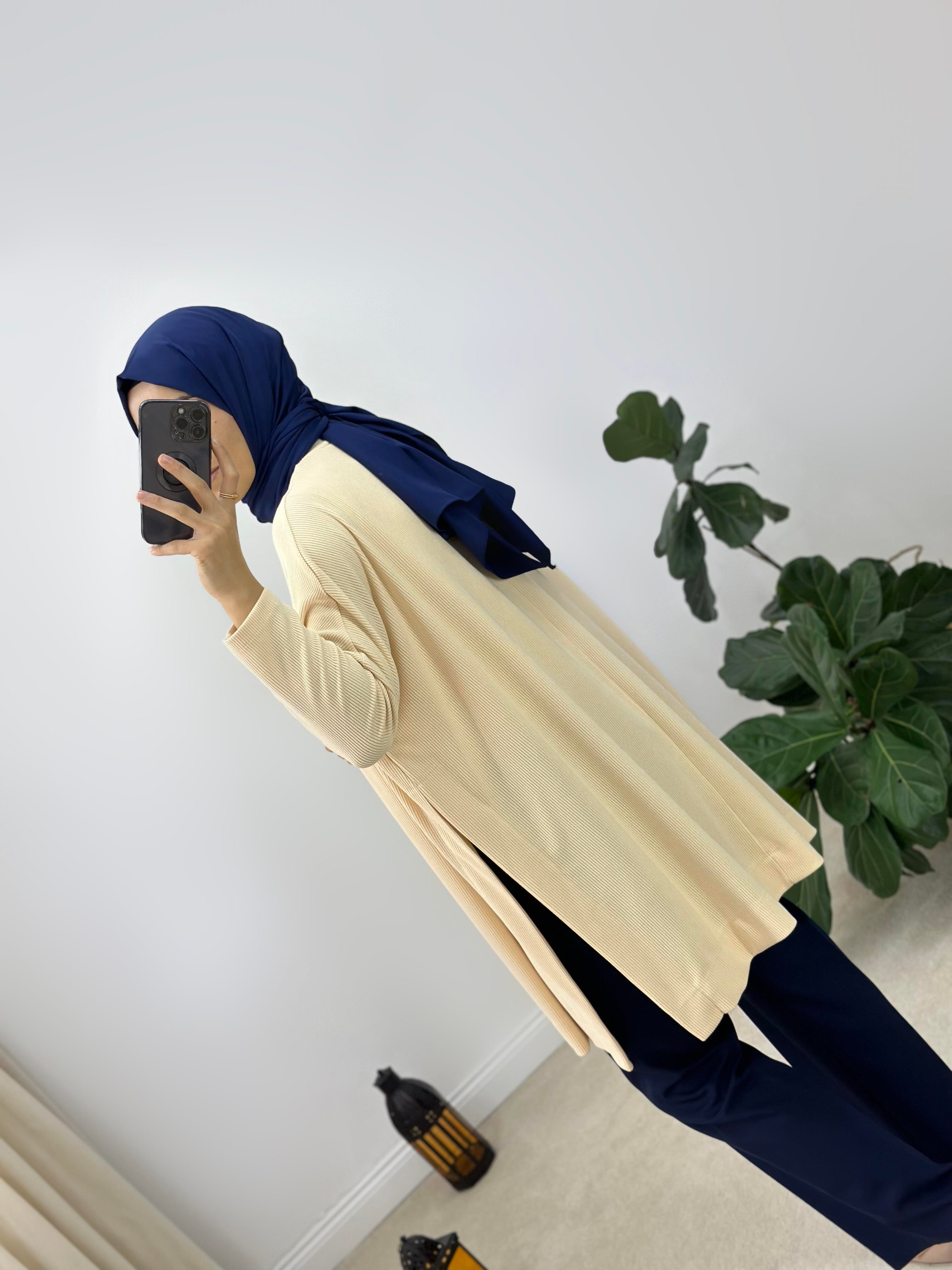 Örme Kumaş Yırtmaçlı Oversize Tunik