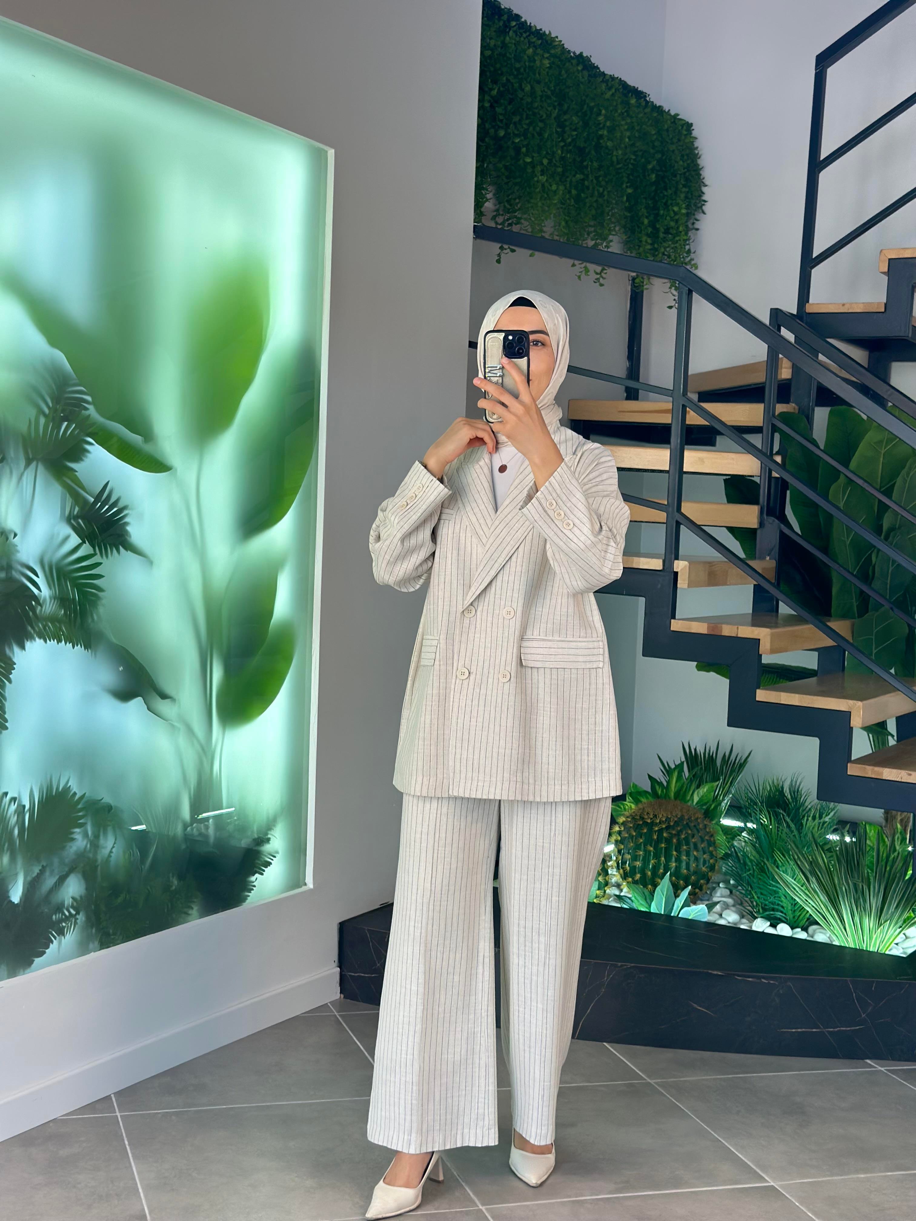 Oversize Çizgili Bej Renk Kadın Blazer Ceket