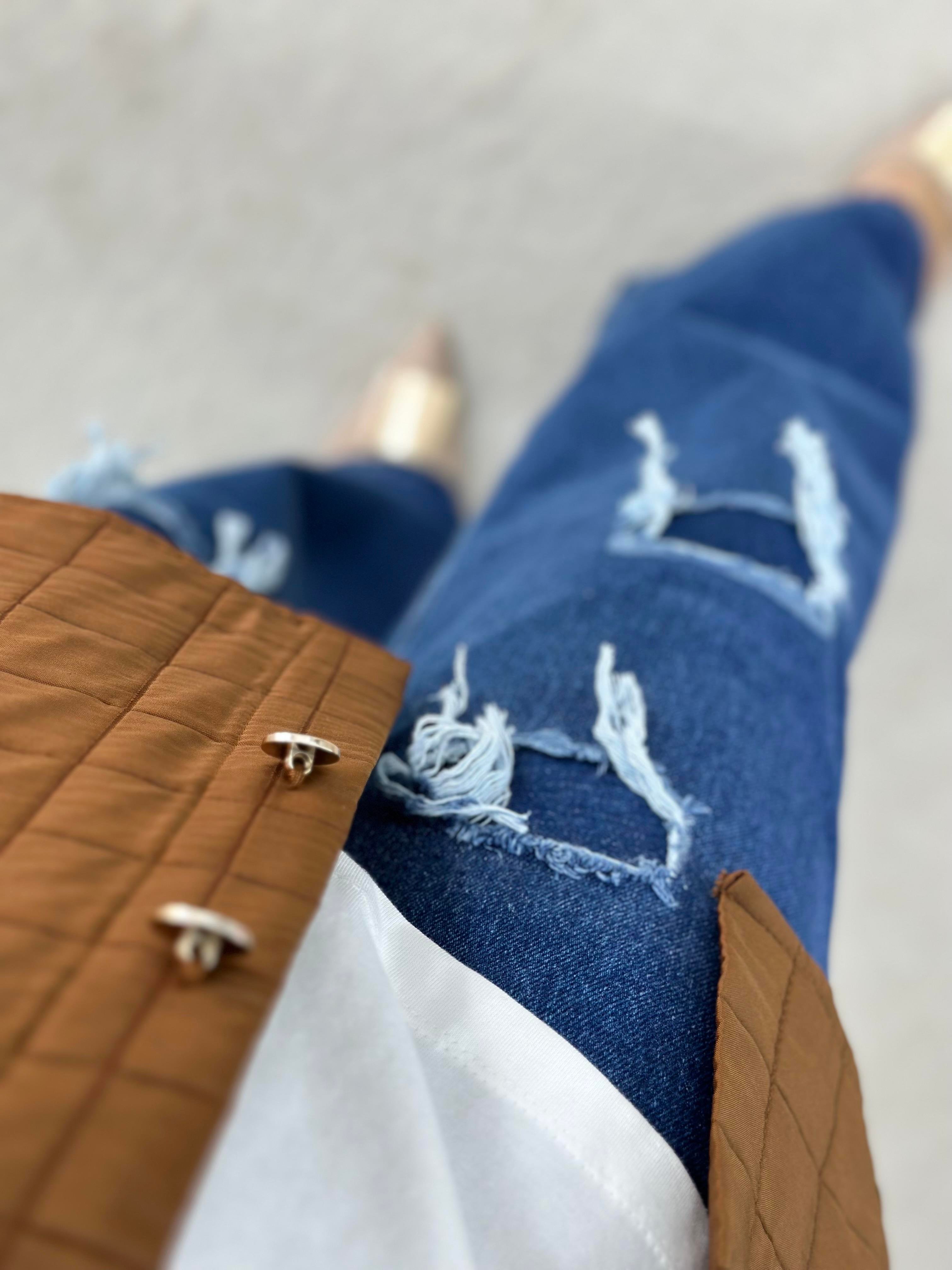 Premium Kalite Yüksek Bel Yırtık Detaylı İçi Destekli Jean Pantolon 
