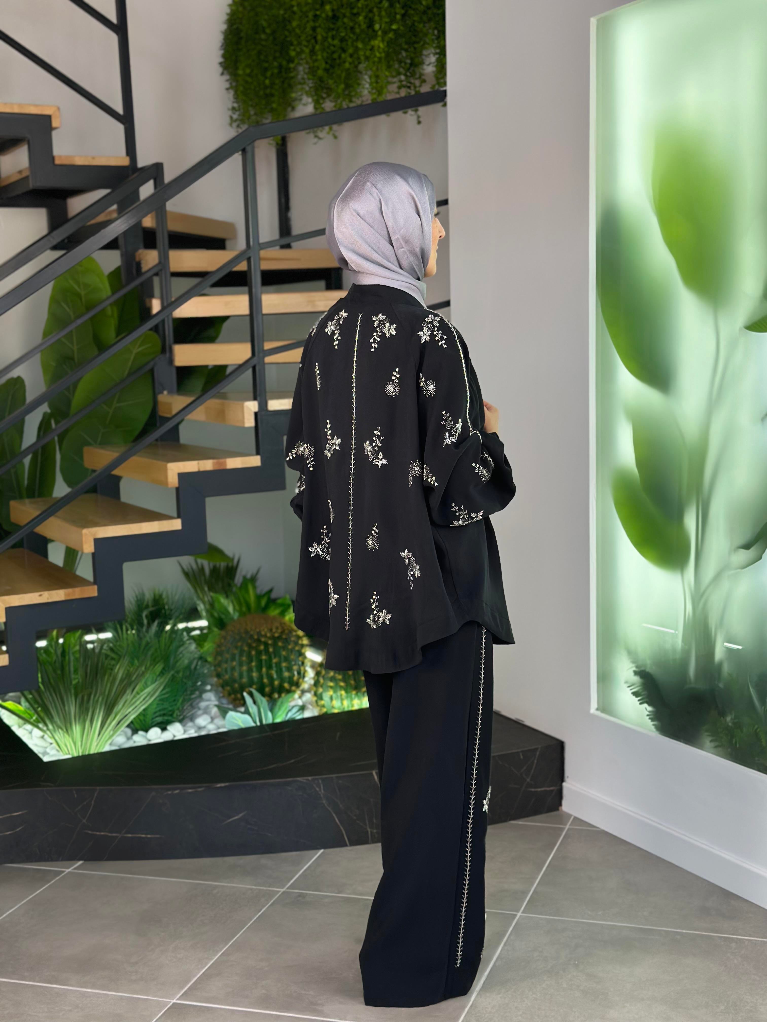 Premium Taş İşlemeli Siyah Renk Kadın Kimono