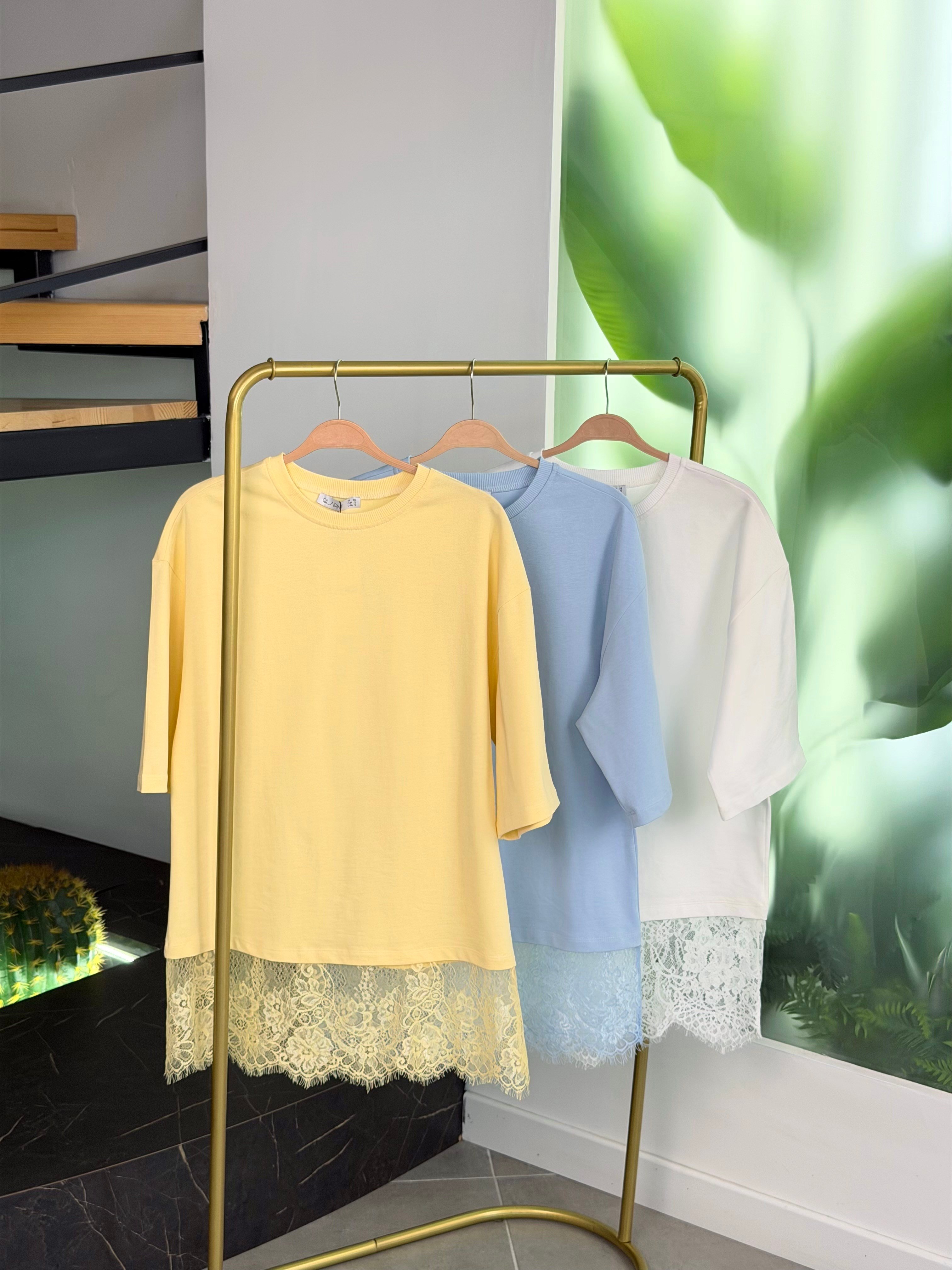 Sarı Renk Dantelli Süprem T-Shirt