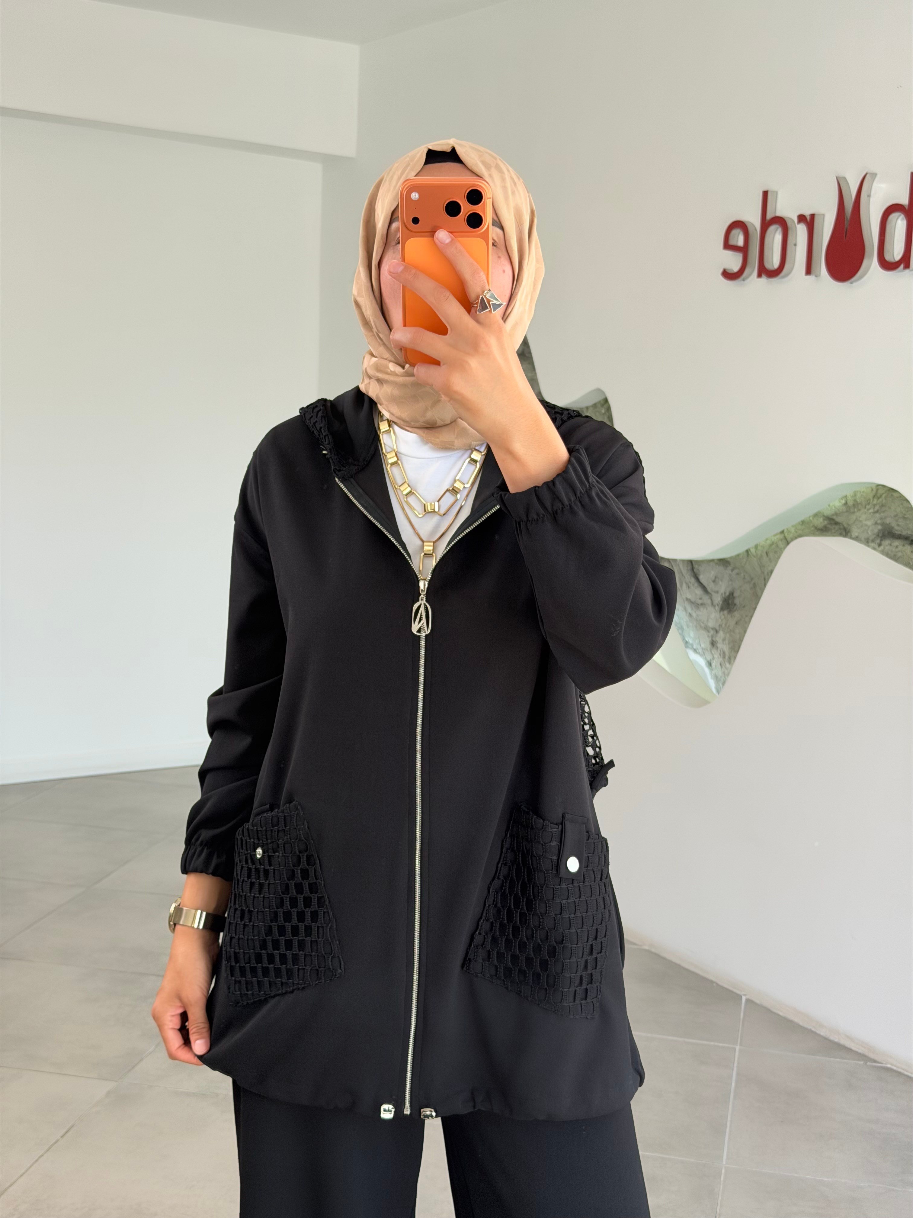Siyah Renk File Detaylı Pantolonlu Takım 26KT620