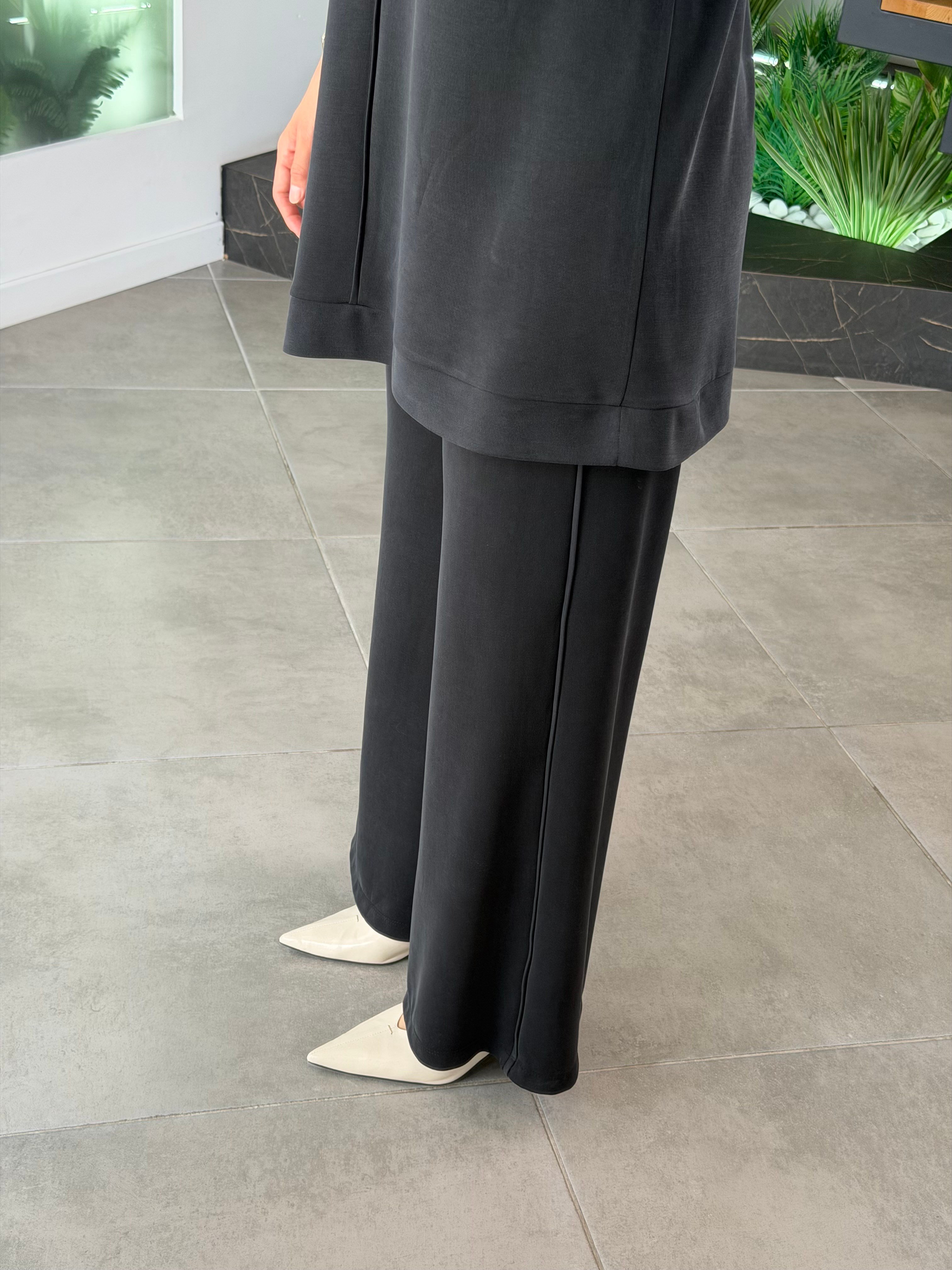 Siyah Renk Reglan Kol Pike Kumaş Basic Takım
