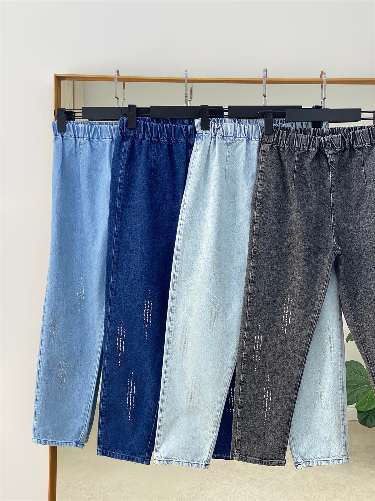 Taş Detaylı Beli LAstikli Jean