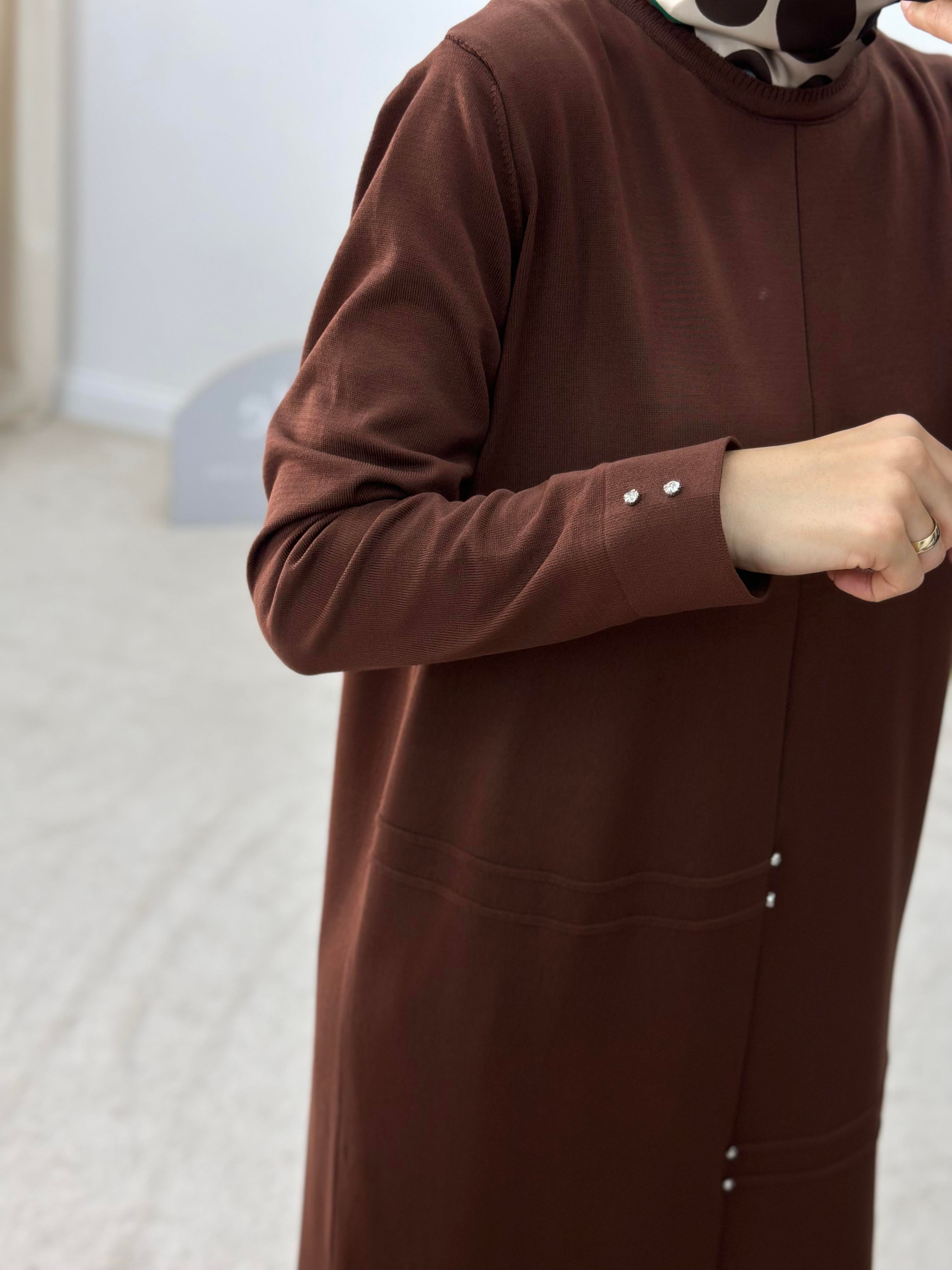 Taş Detaylı Triko Elbise