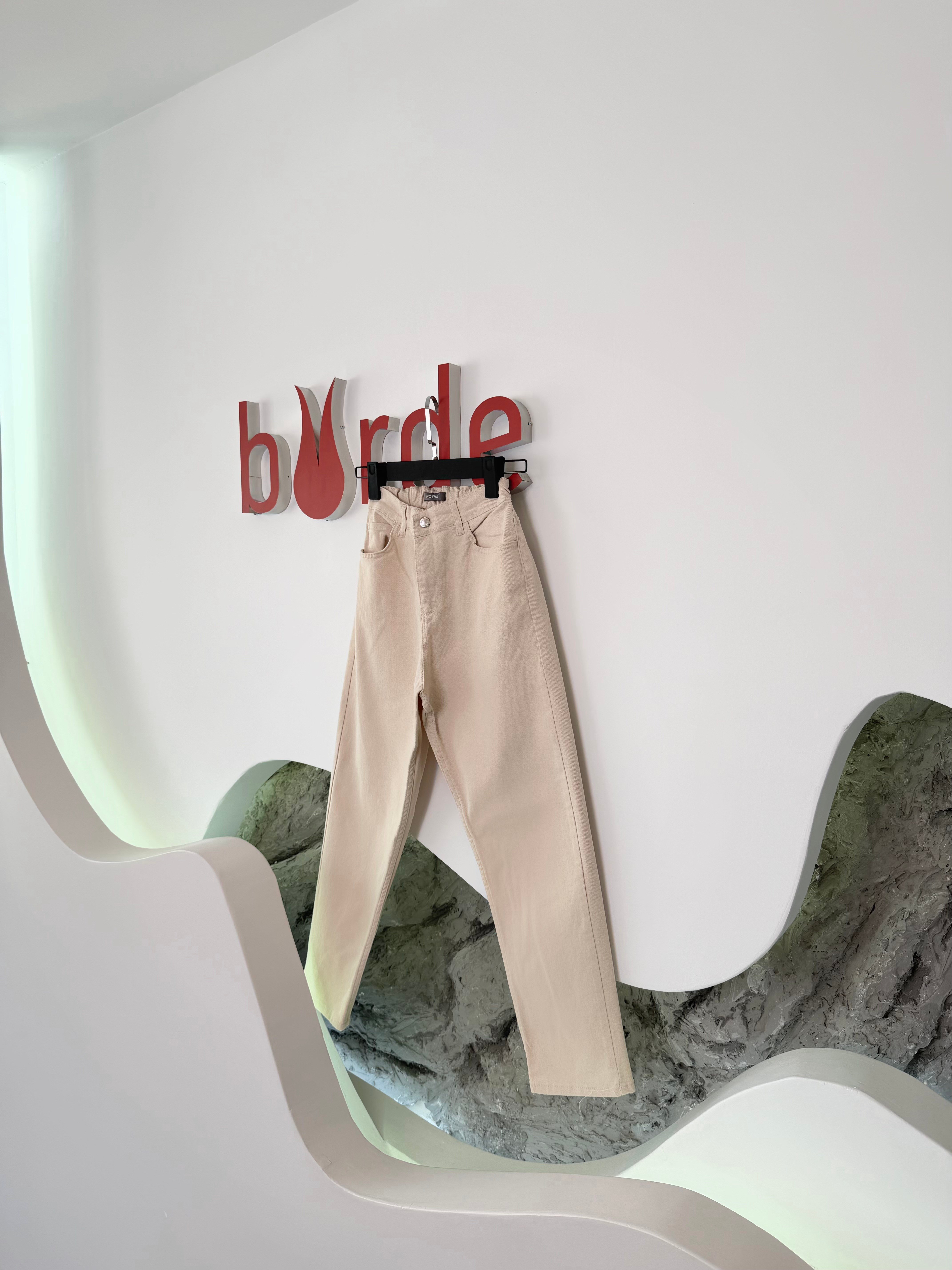 Taş Renk Dar Paça Beli Lastikli Denim Pantolon