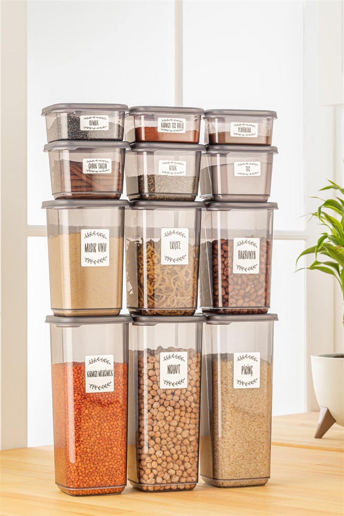 12'li Etiketli Kapaklı Kare Erzak Seti Saklama Kabı 3x(0,3 Lt-0,5 Lt-1,1 Lt-1,7 Lt) Baharatlık