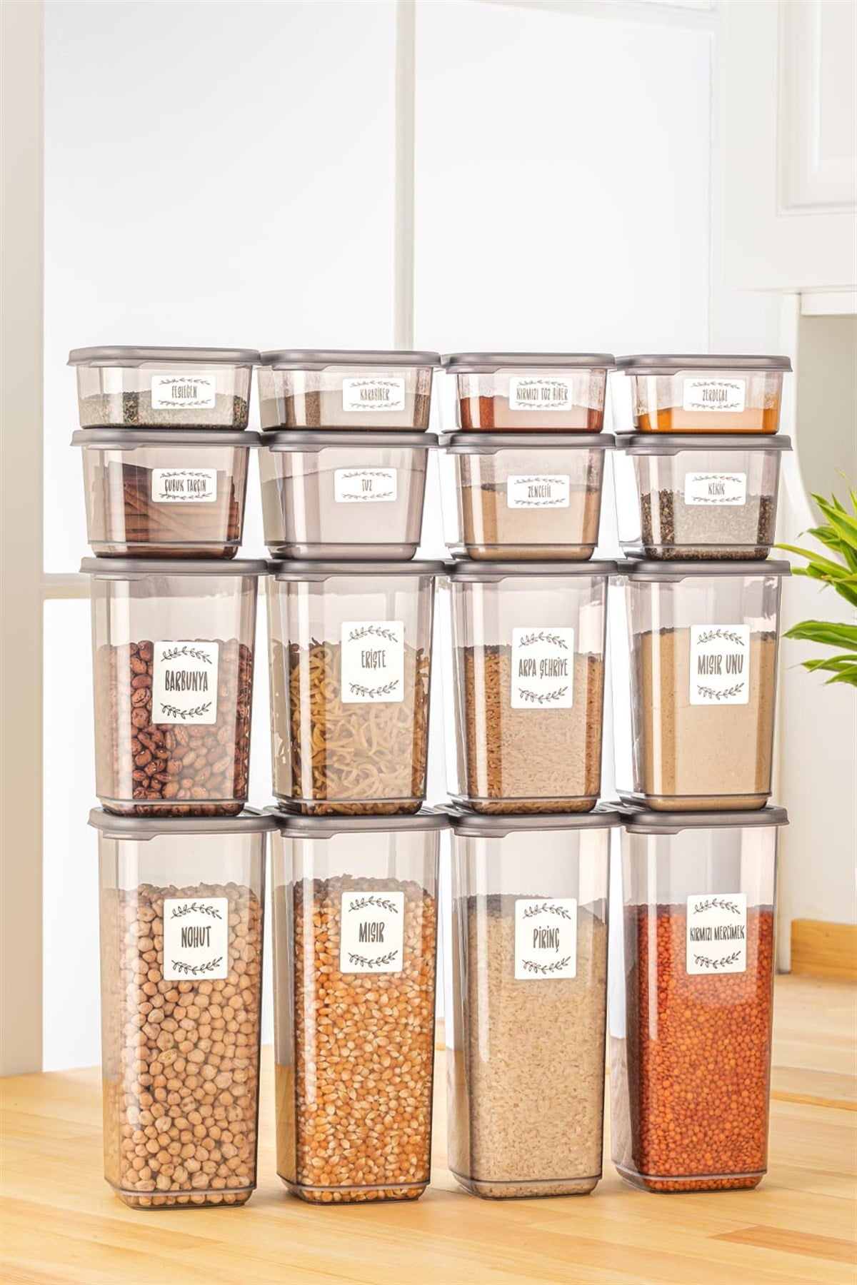 16'lı Etiketli Kapaklı Kare Erzak Seti Saklama Kabı 4x(0,3 Lt-0,5 Lt-1,1 Lt-1,7 Lt) Baharatlık
