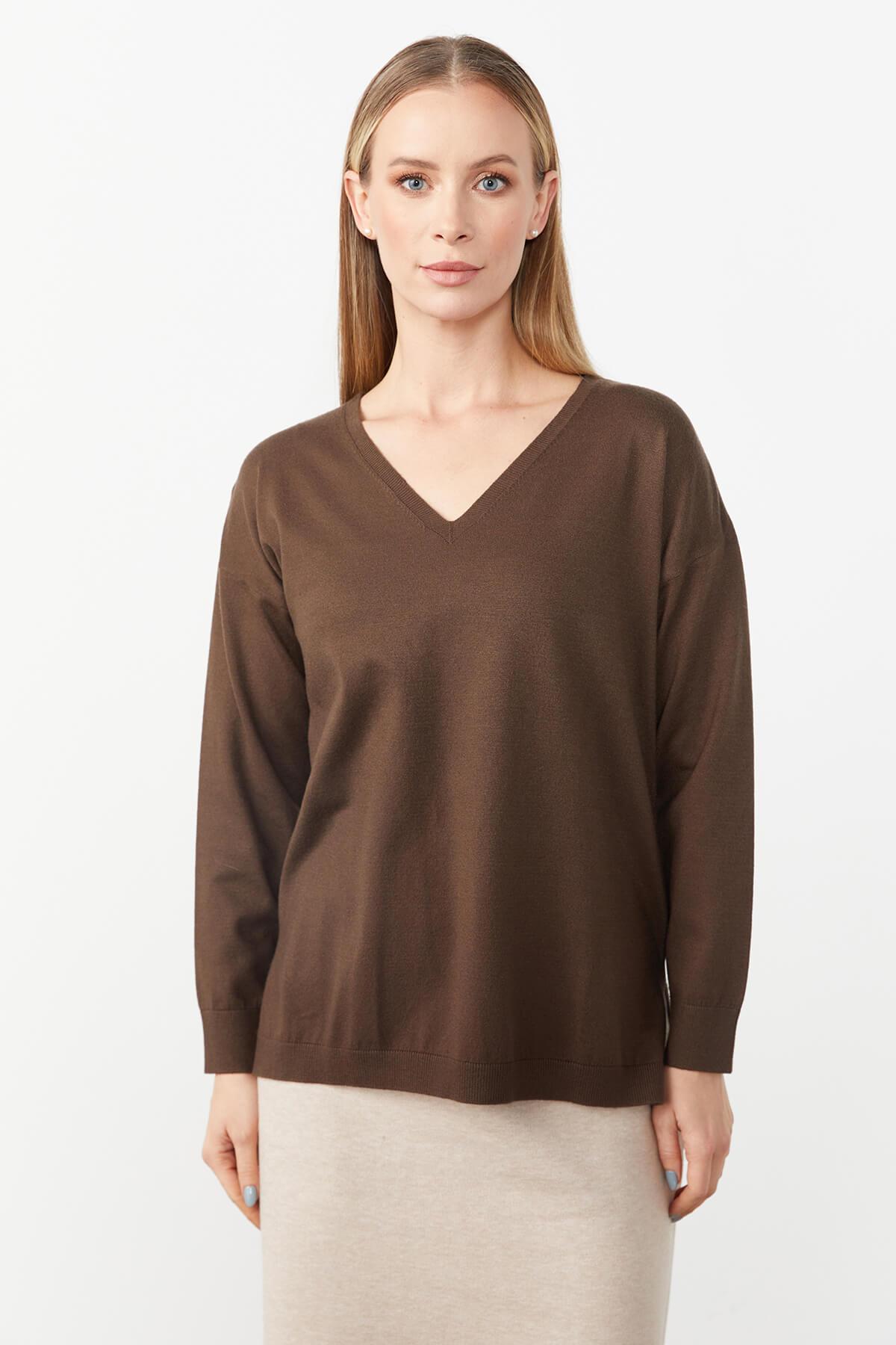 Mutlu Ertan Kadın V Yaka Basic Triko Bluz Kahve 20061