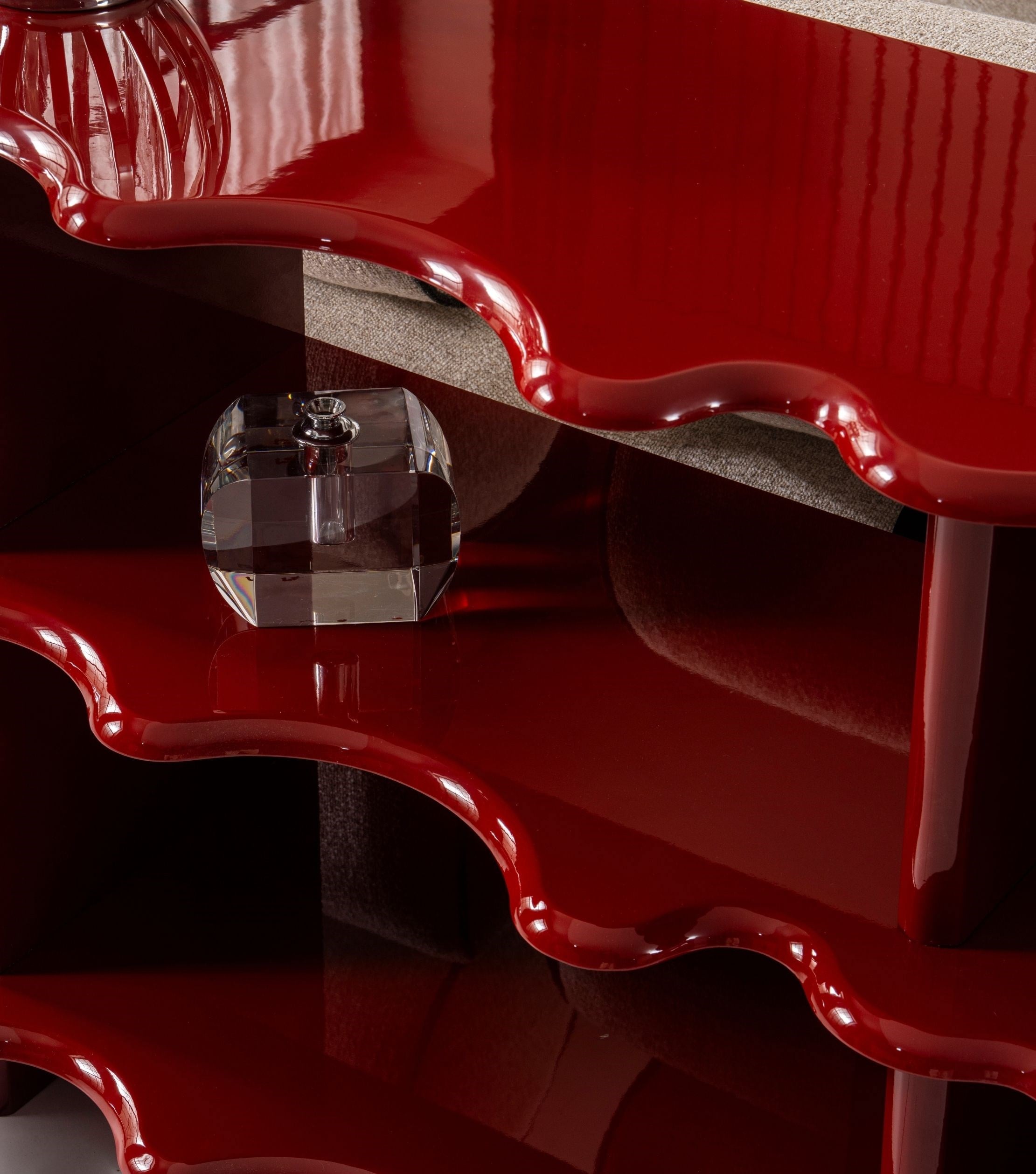 Petra High Gloss Lacquered Wooden Console Red