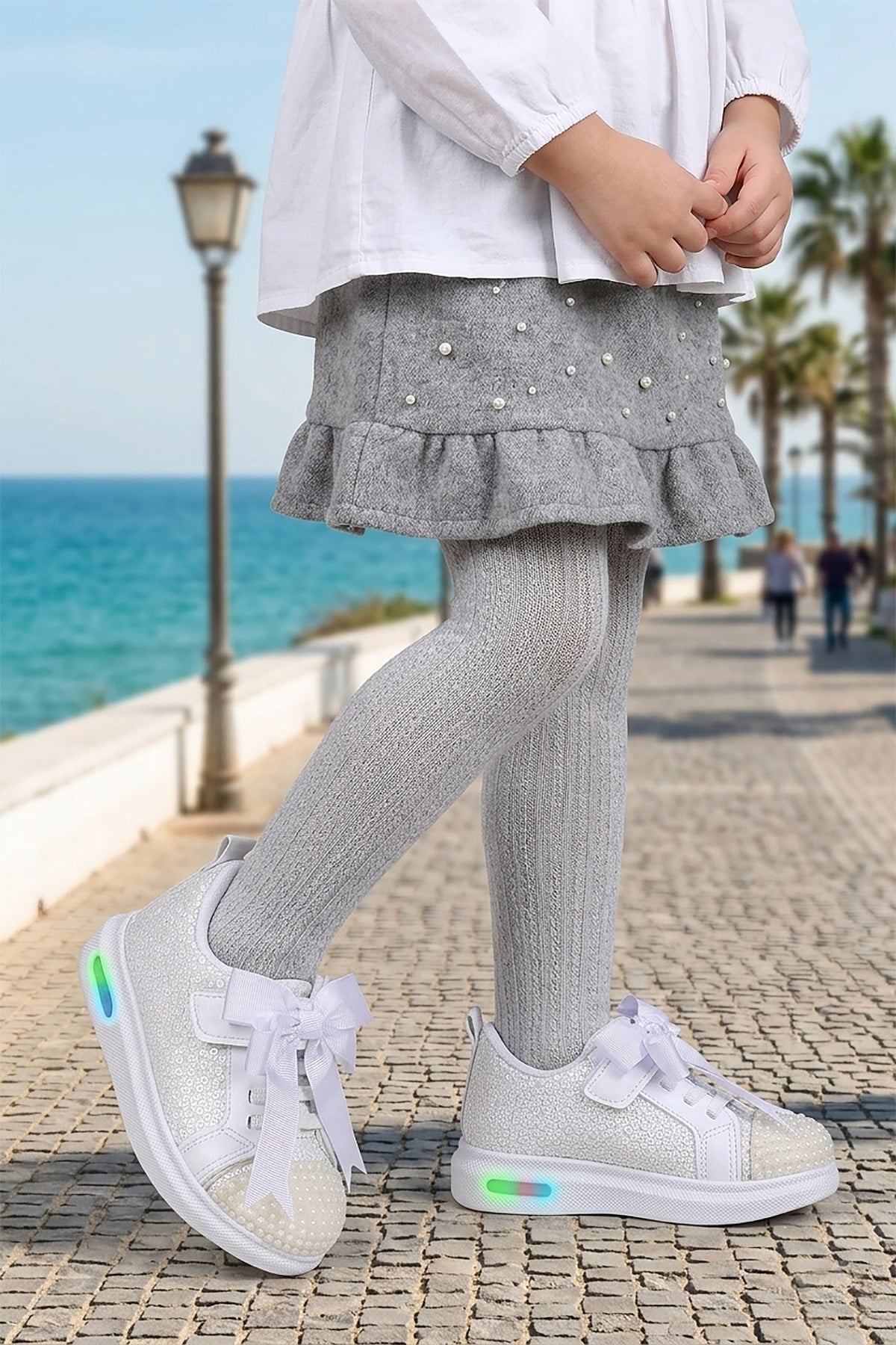 Janes Işıklı Cırtlı Fiyonk Kız Bebek Spor Ayakkabı Beyaz