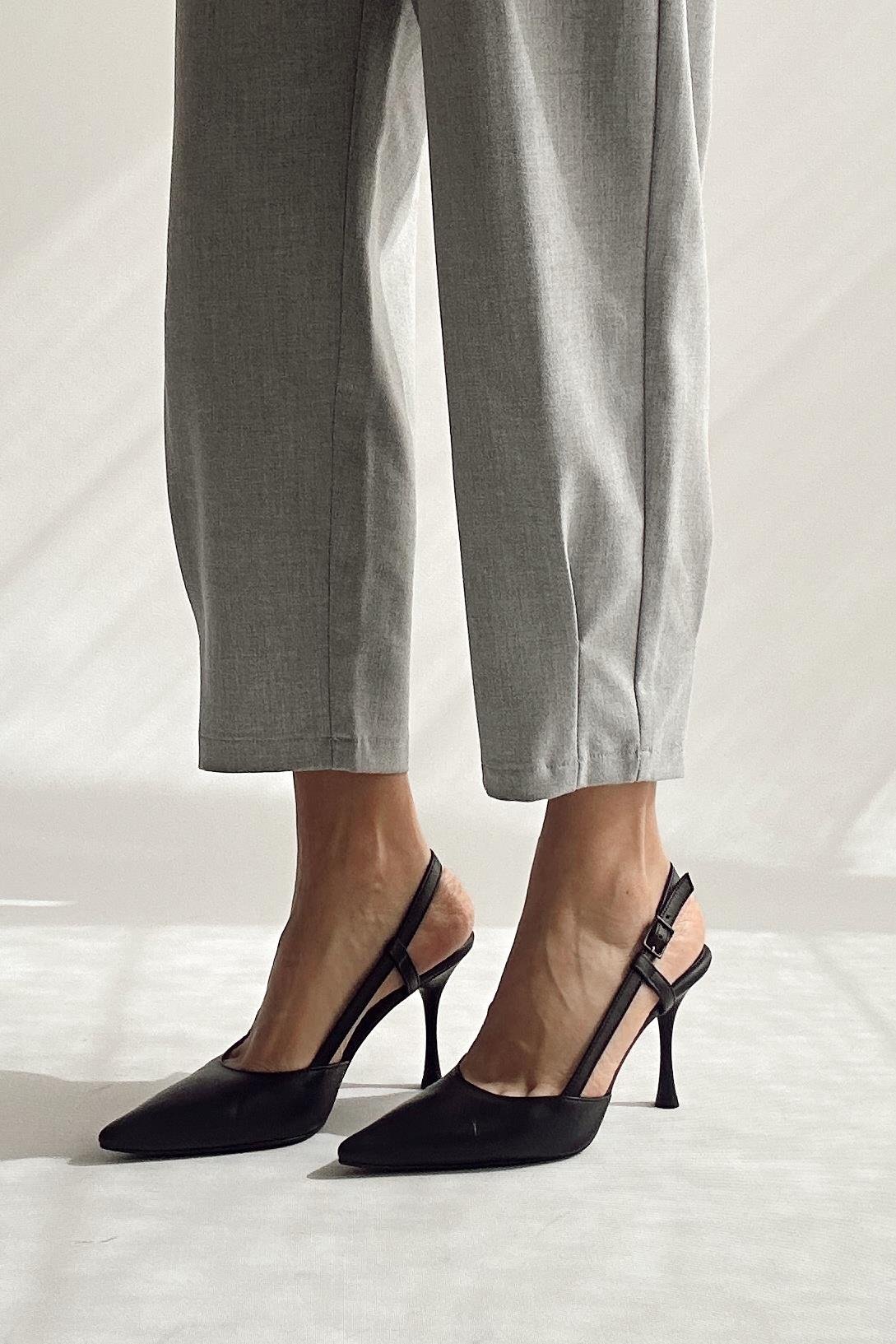 Camellia Siyah Hakiki Deri Stiletto