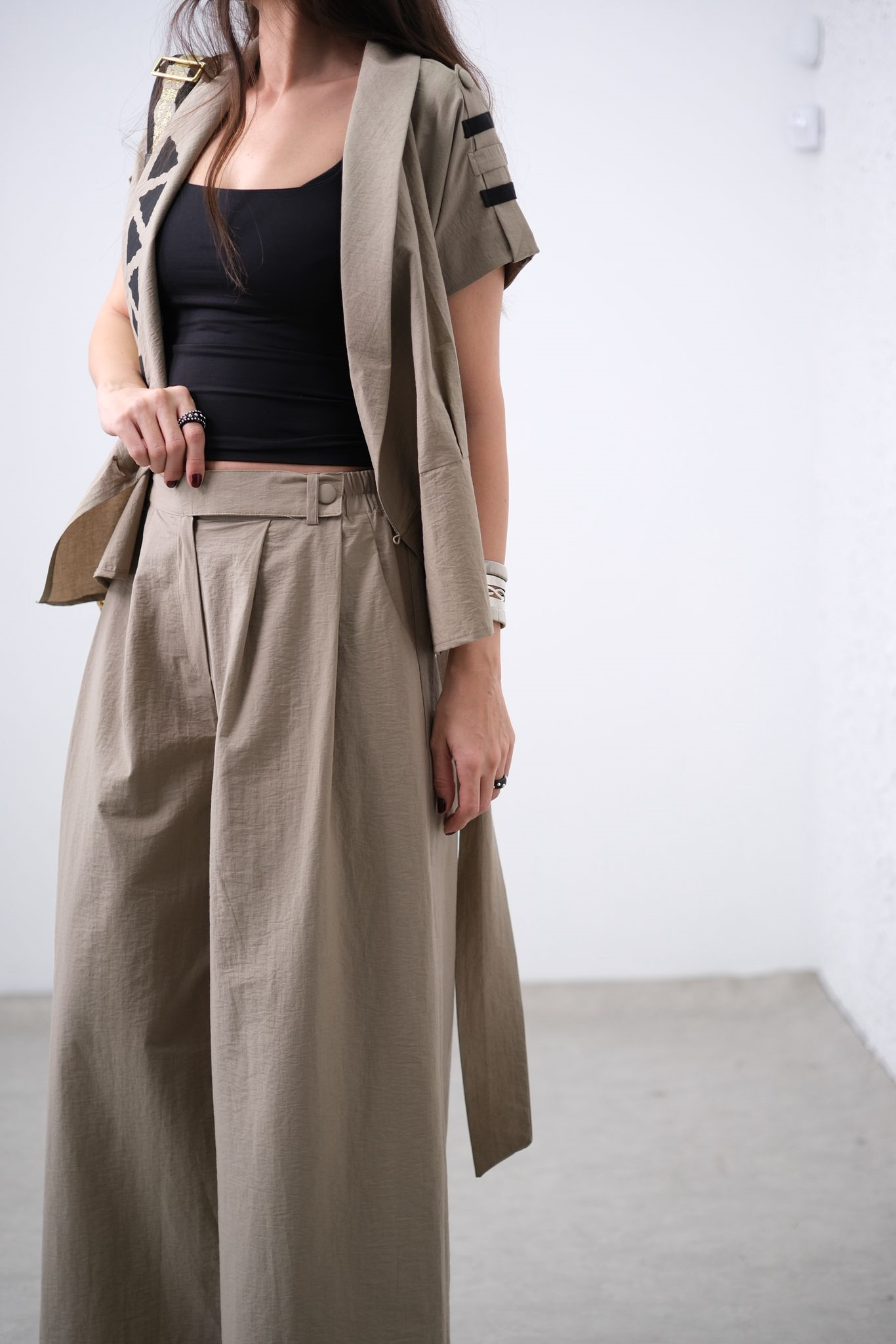 AURA LİNE YAĞ YEŞİLİ TASARIM PANTOLON