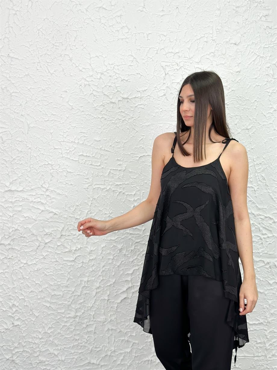 BEYME SİYAH TASARIM BLUZ