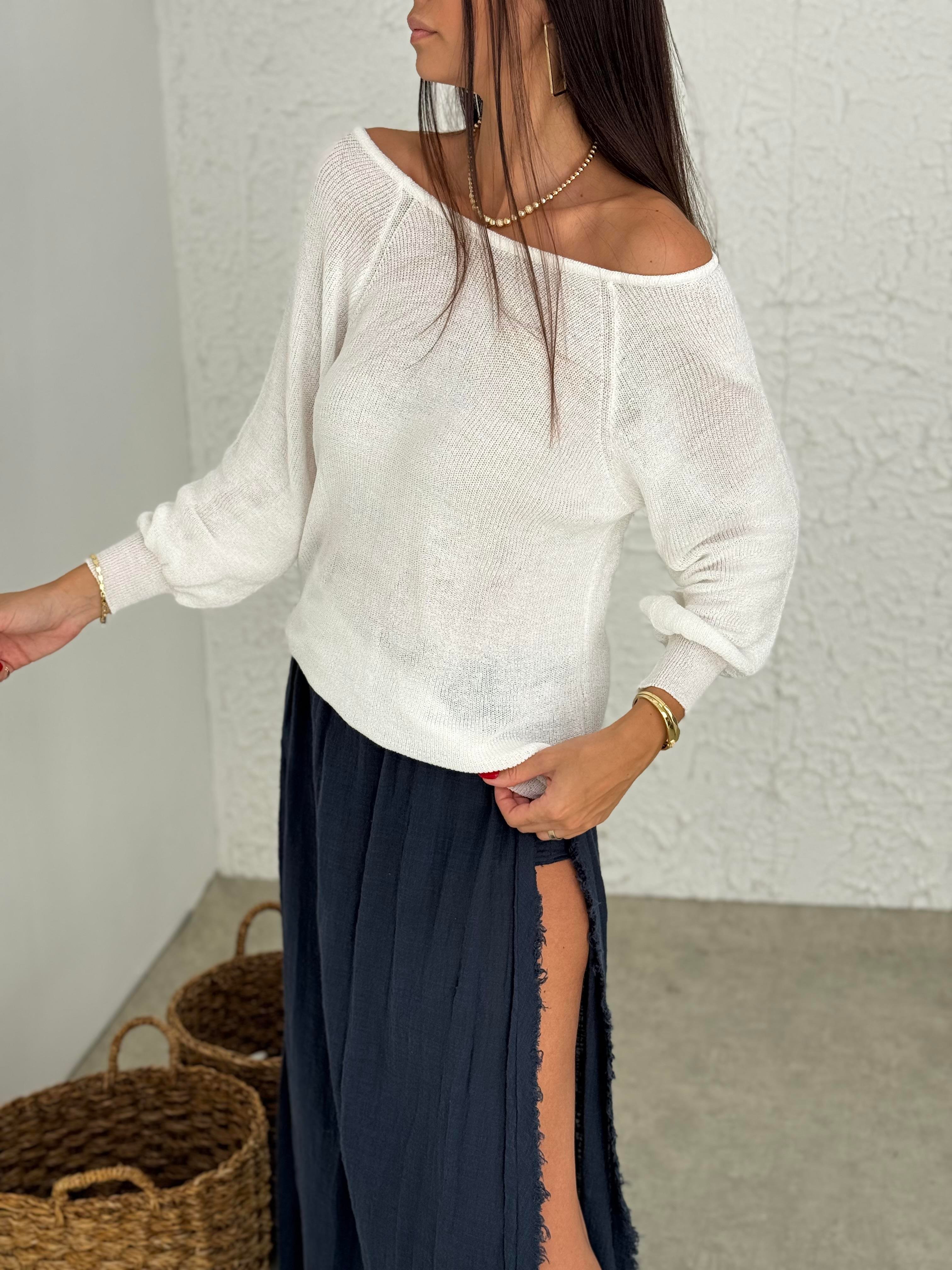 FİRU KAYIK YAKA MERSERİZE BEYAZ BLUZ
