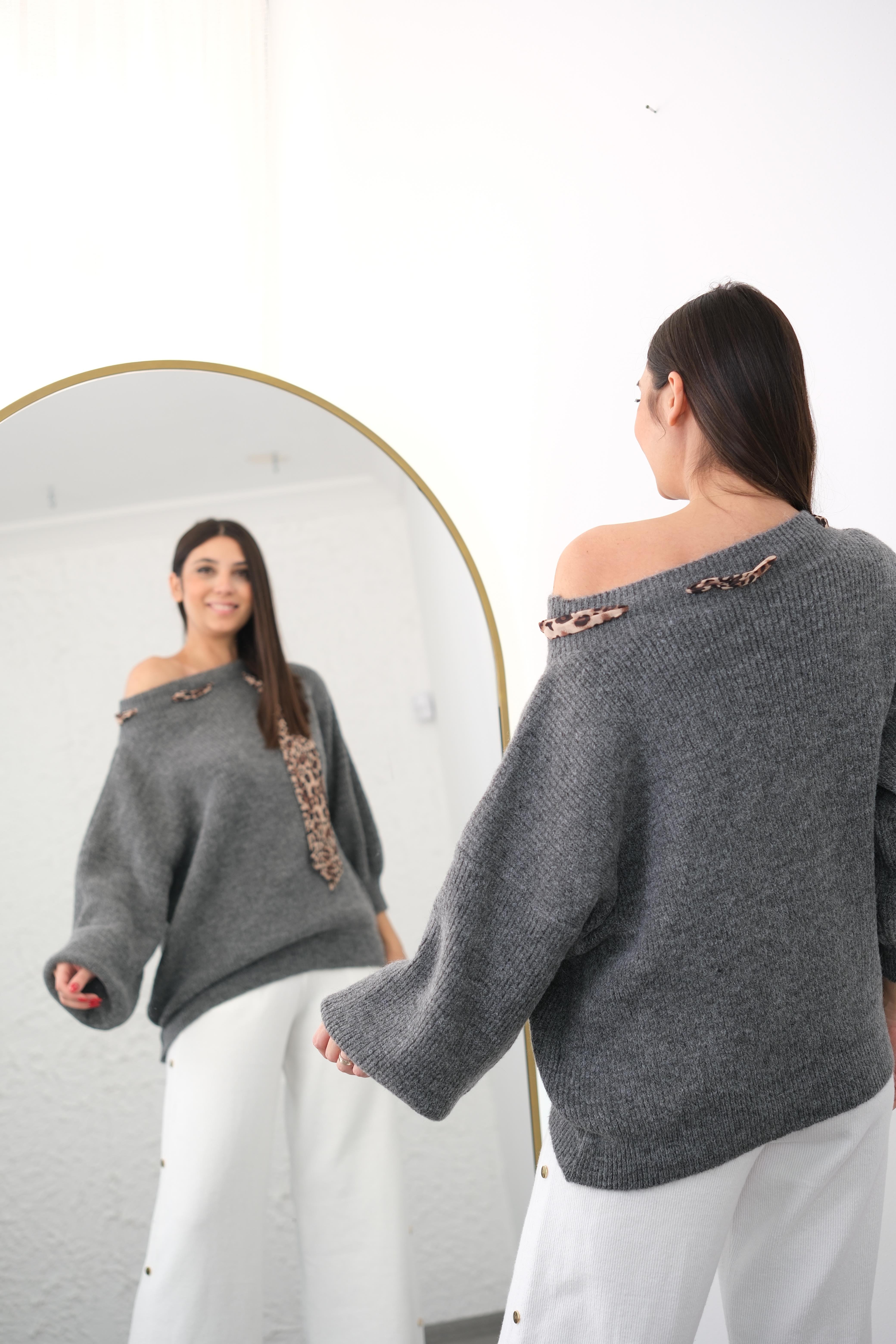 FULLY LEOPAR DETAYLI GRİ KAZAK