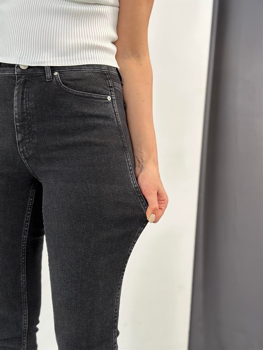 GEST KOYU ANTRASİT JEAN