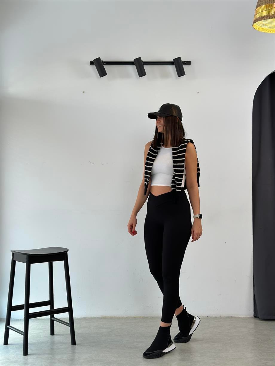 HEETS ŞARDONLU V KEMER TAYT