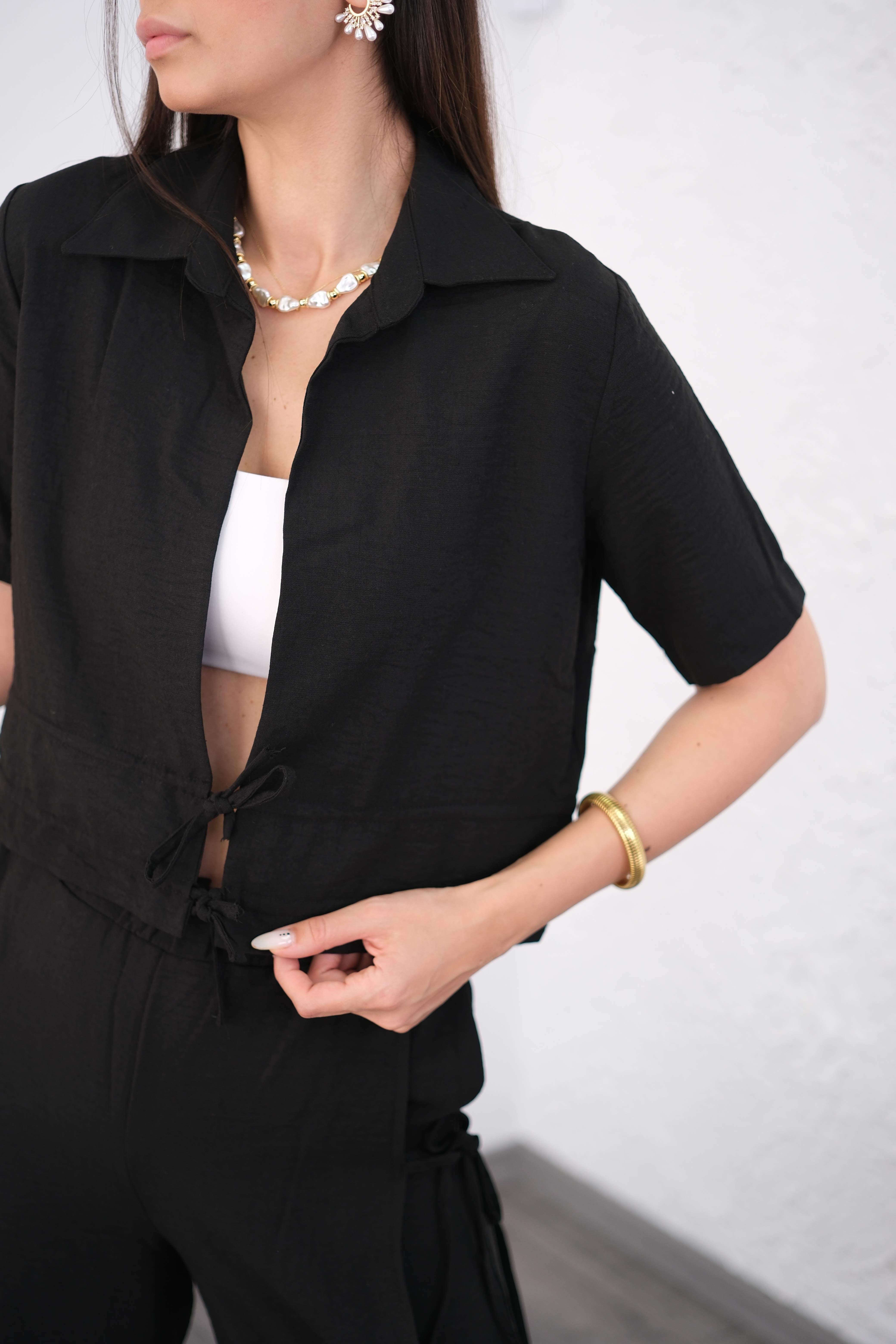 HENA SİYAH BAĞLAMALI GÖMLEK