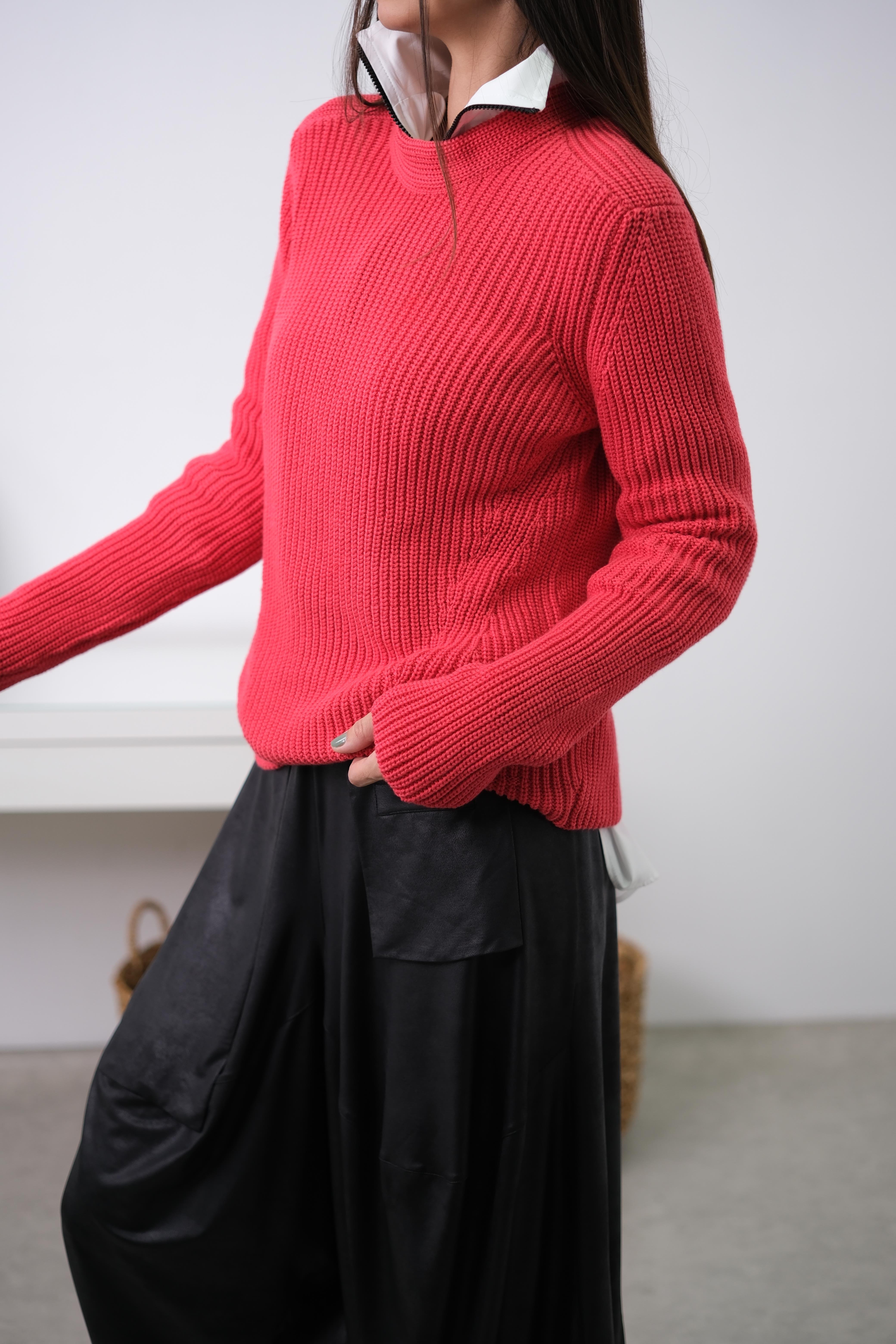 KALİ YUMOŞ KIRMIZI KAZAK