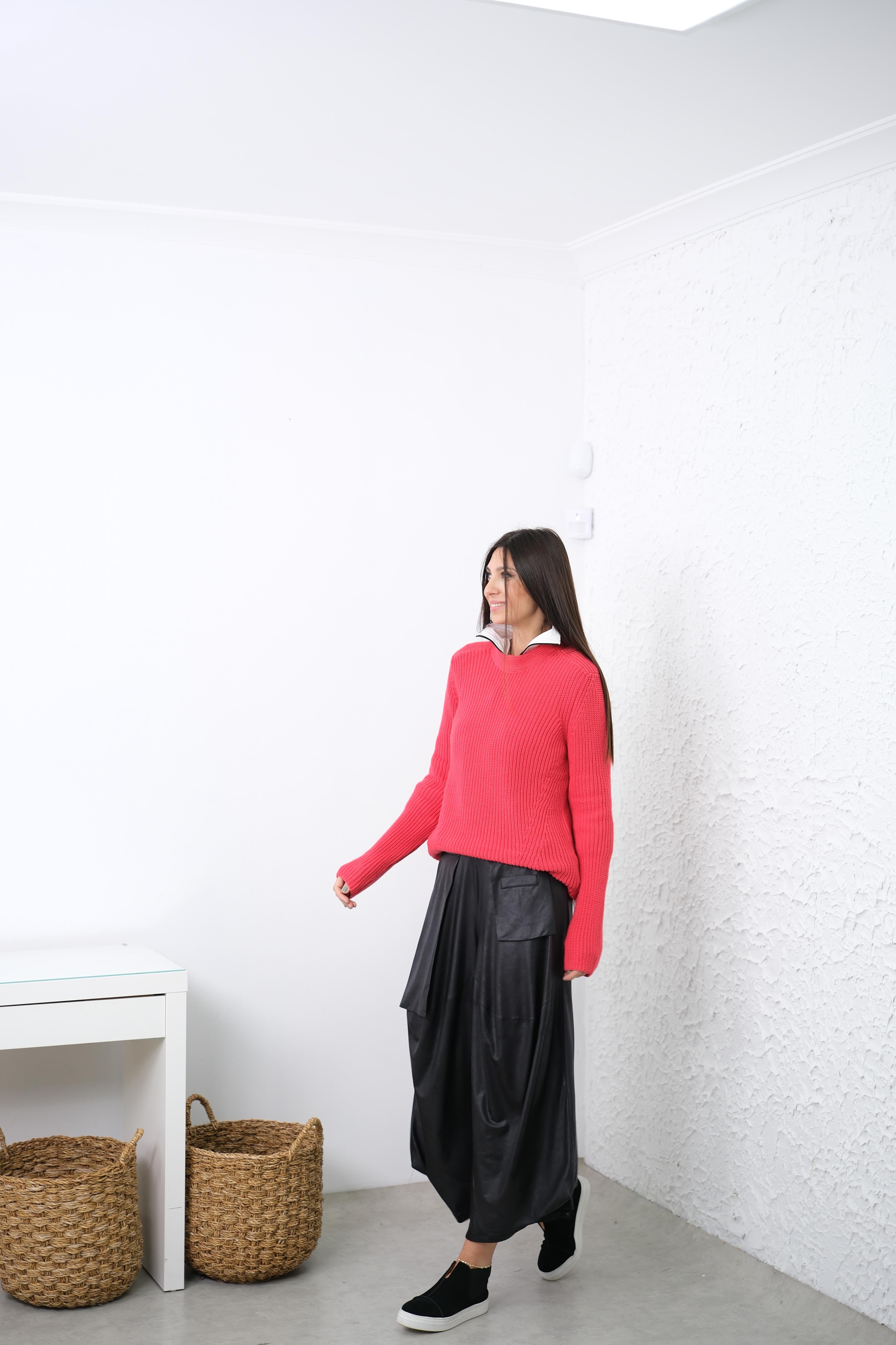 KALİ YUMOŞ KIRMIZI KAZAK