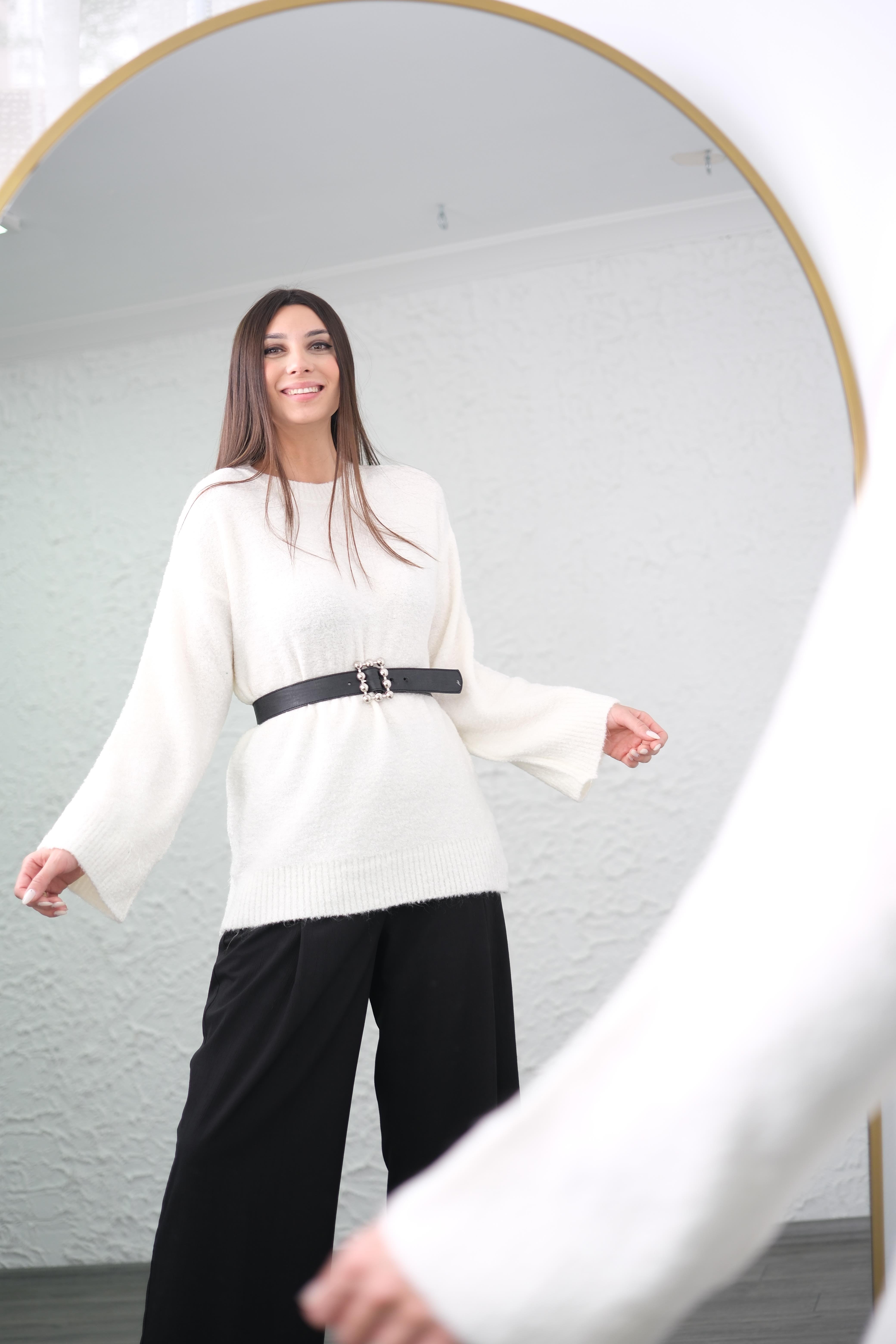 KOLEY BEYAZ YUMOŞ KAZAK