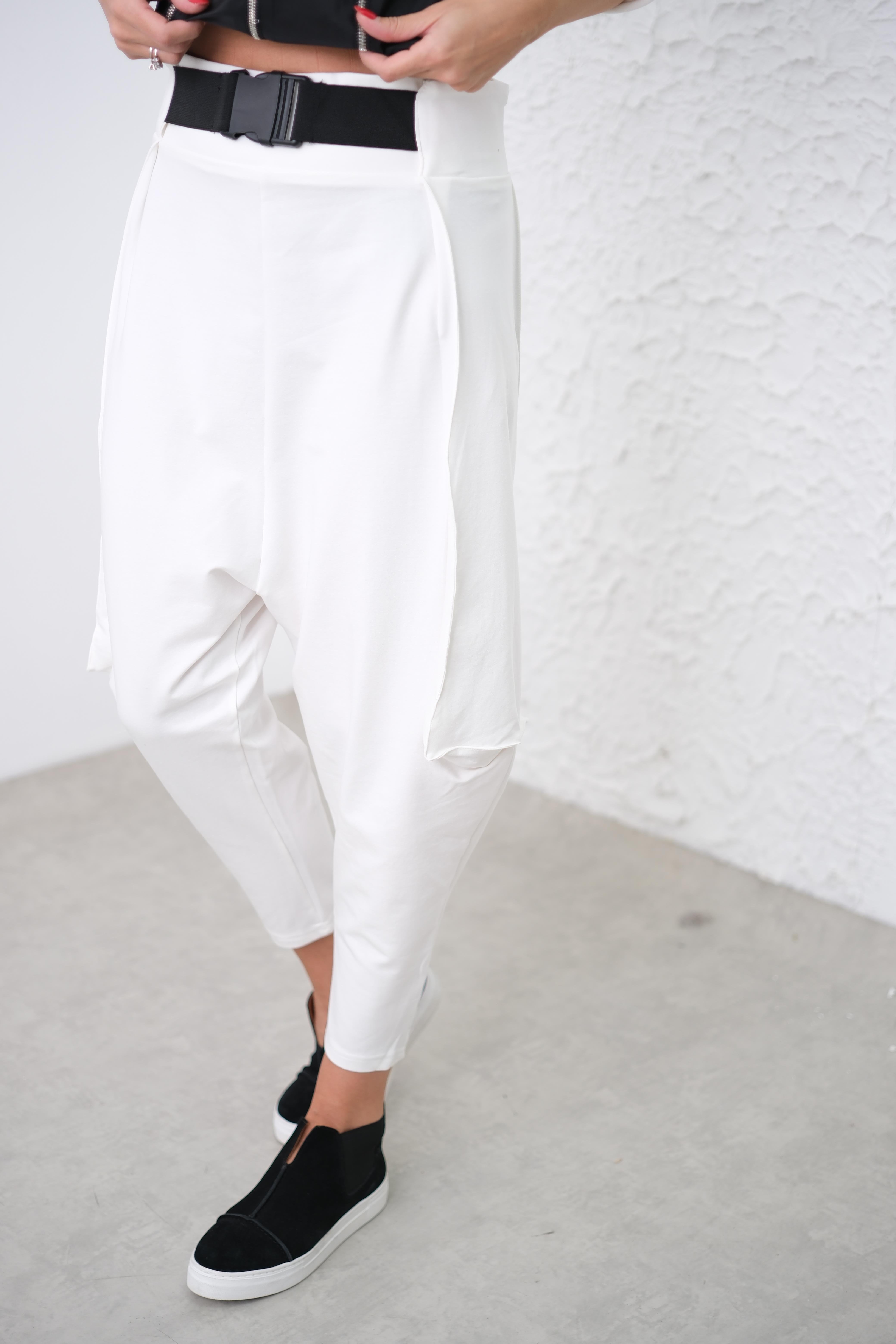 LAMU KEMERLİ BEYAZ ŞALVAR PANTOLON