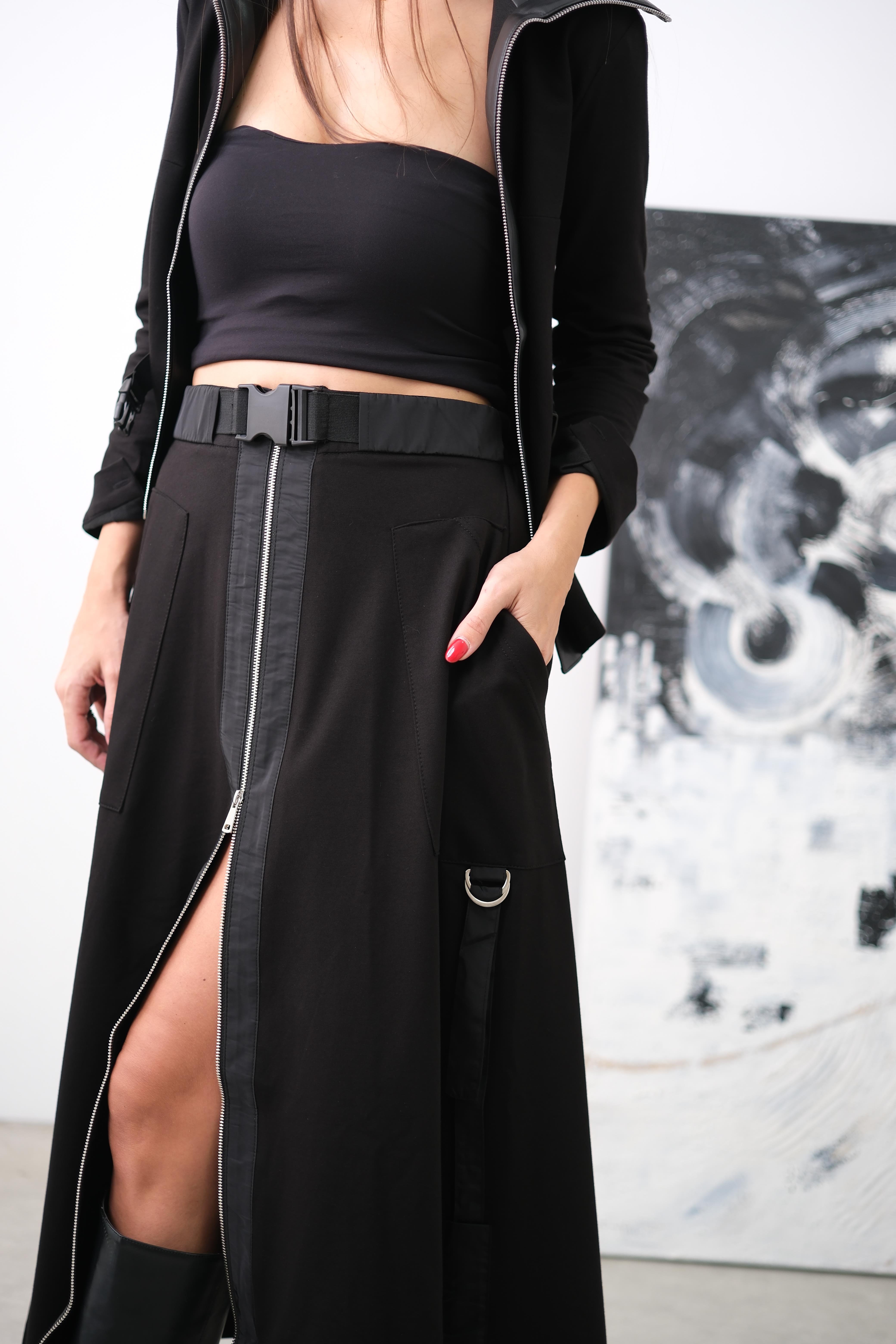 LAMU TASARIM SİYAH ETEK