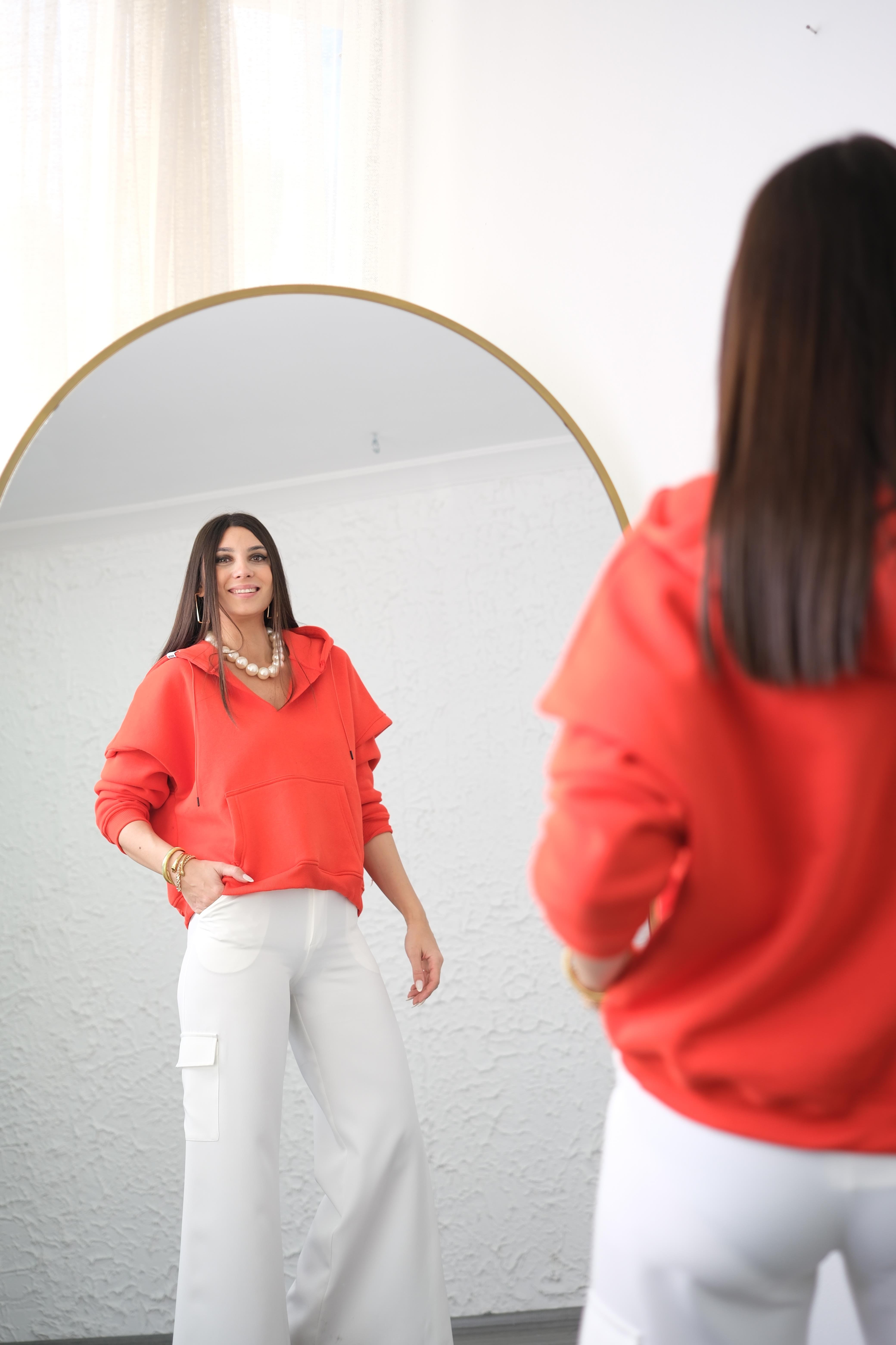 LANGE KIRMIZI KAPŞONLU SWEATSHIRT