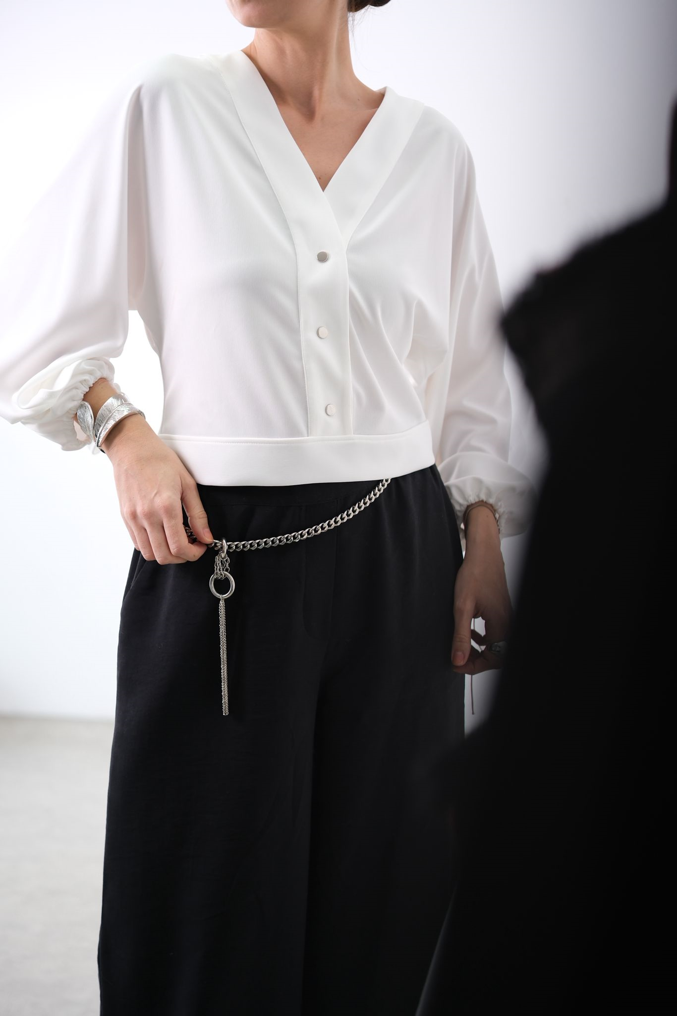 LARGO BEYAZ TASARIM BLUZ