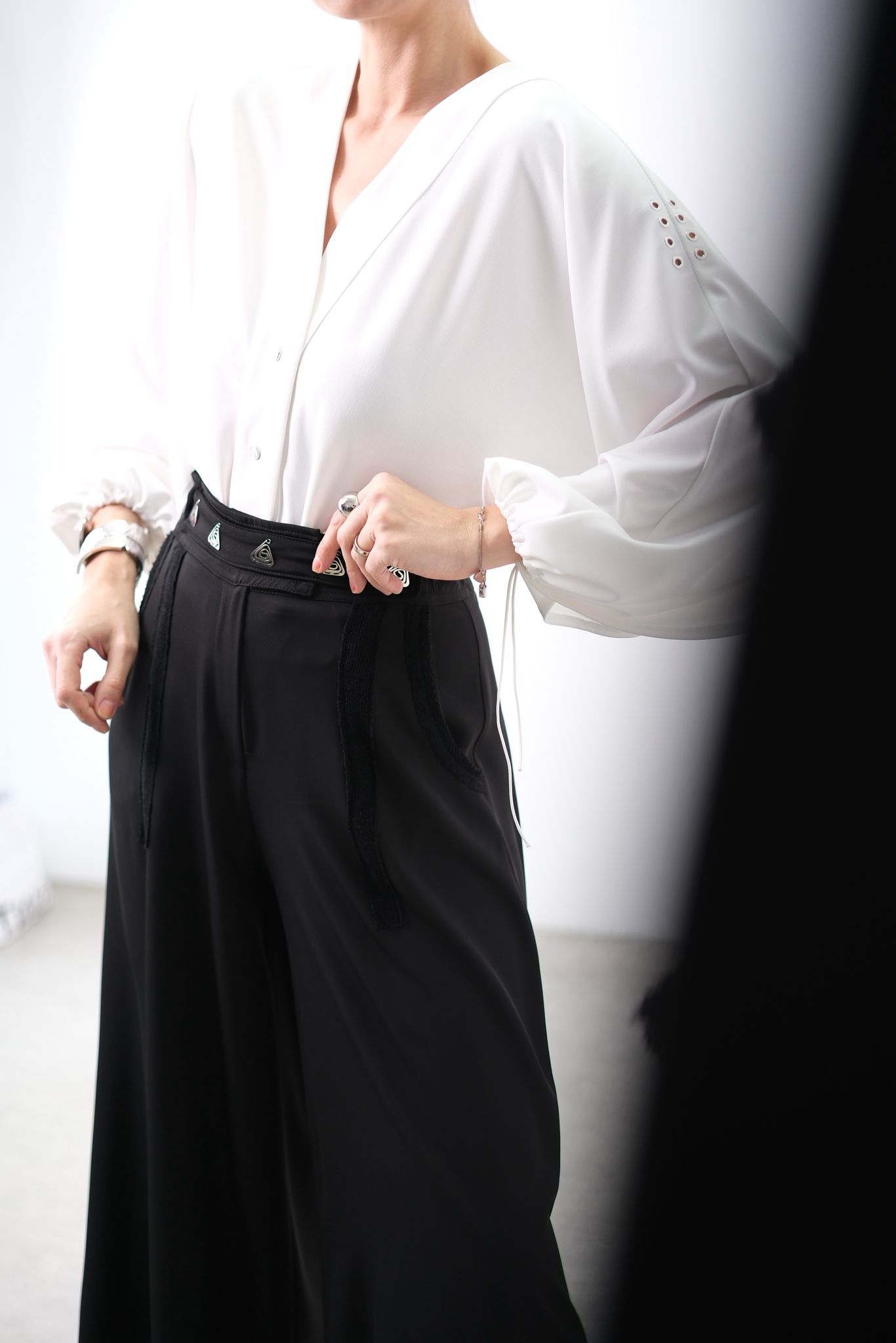 LARGO BEYAZ TASARIM BLUZ