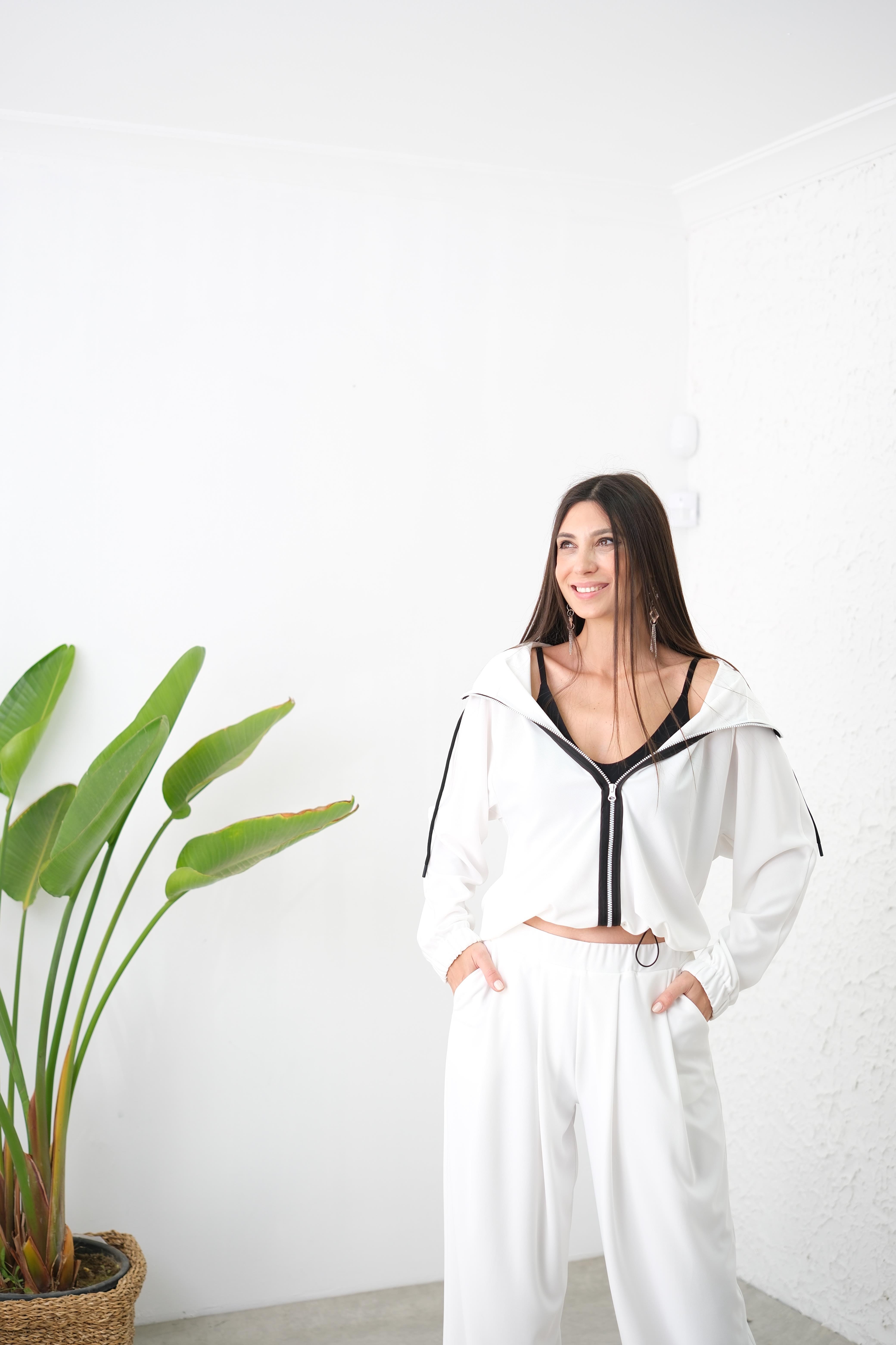 LARGO FERMUARLI BEYAZ CEKET