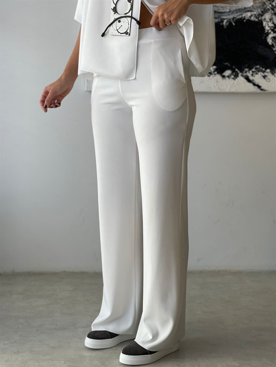 LATİNA BEYAZ BOL PAÇA PANTOLON