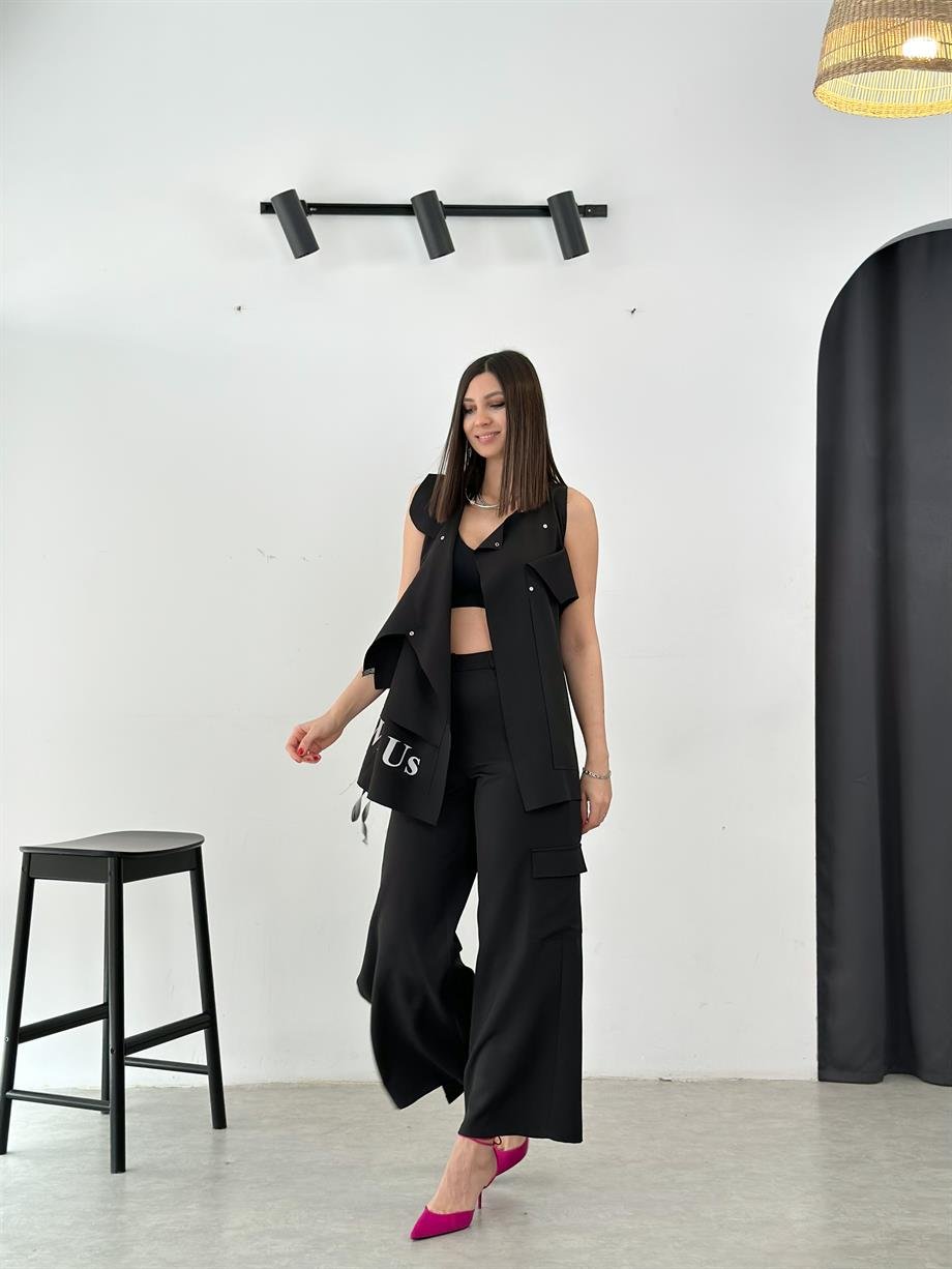 LOGONA YIRTMAÇLI SİYAH PANTOLON