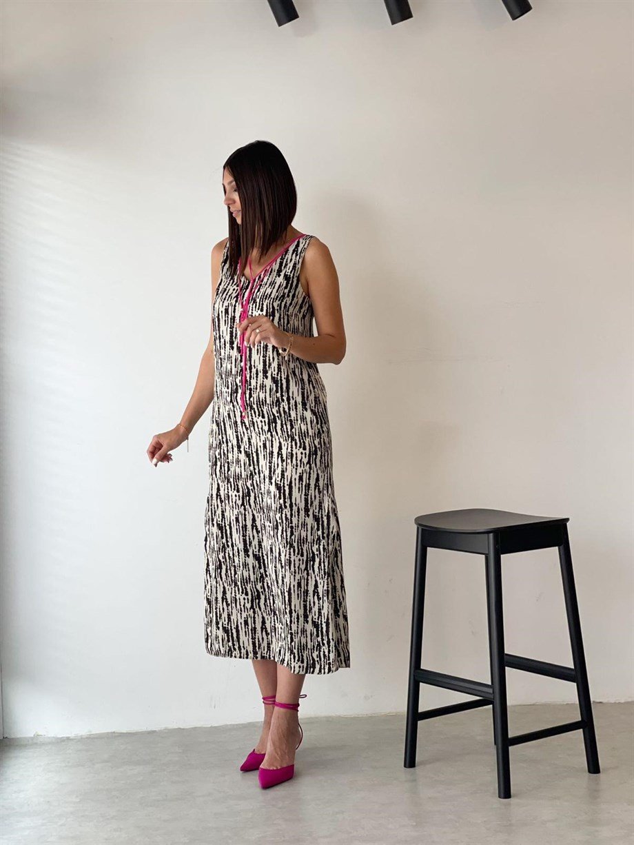MARL NEON DETAYLI TASARIM ELBİSE