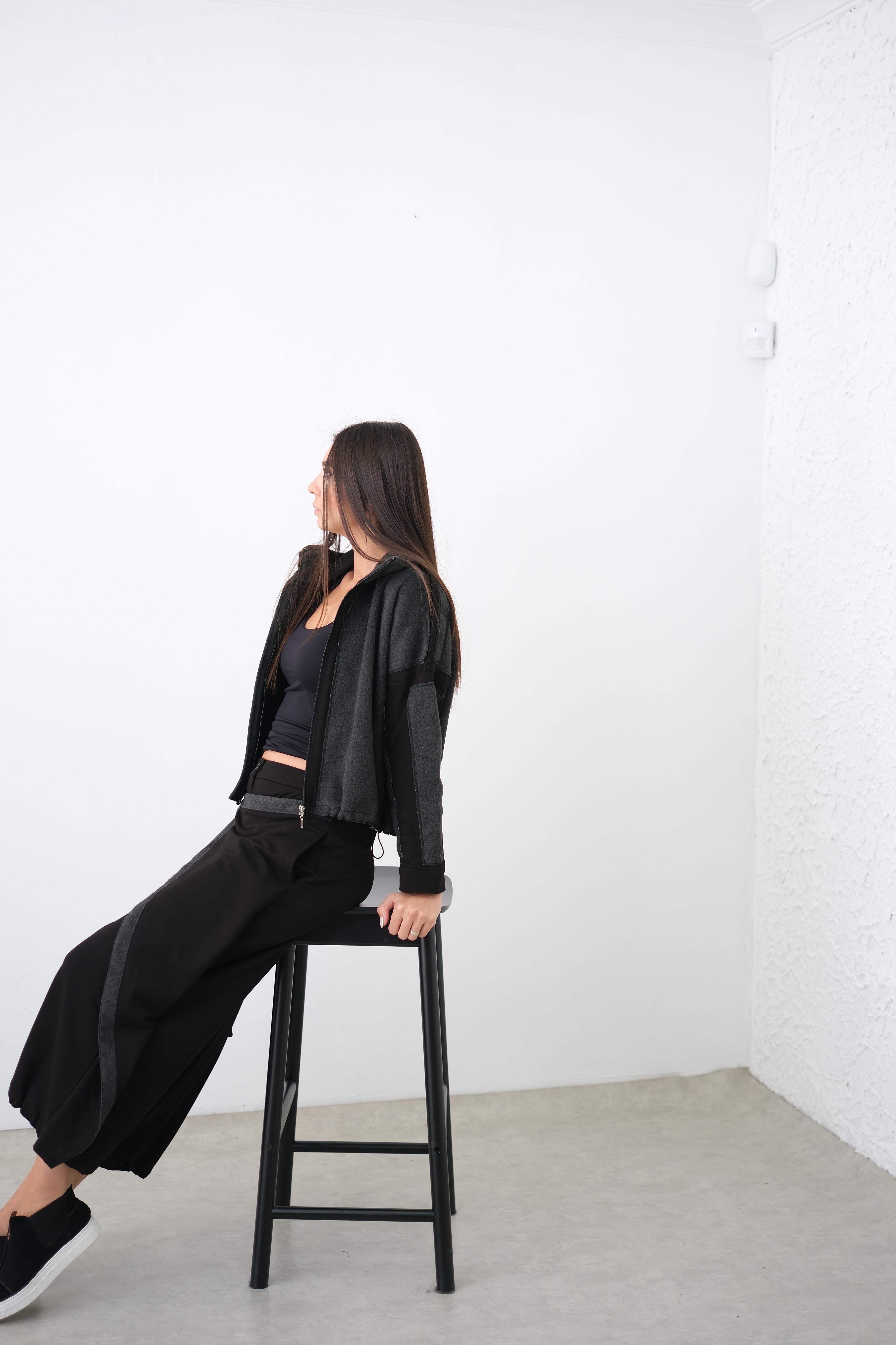 MARTA KAPAKLI SİYAH PANTOLON