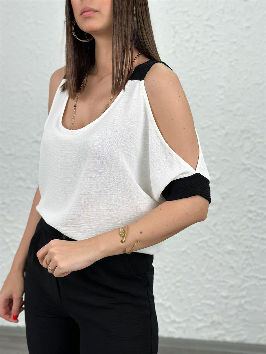 MARY SİYAH DETAYLI KREM BLUZ