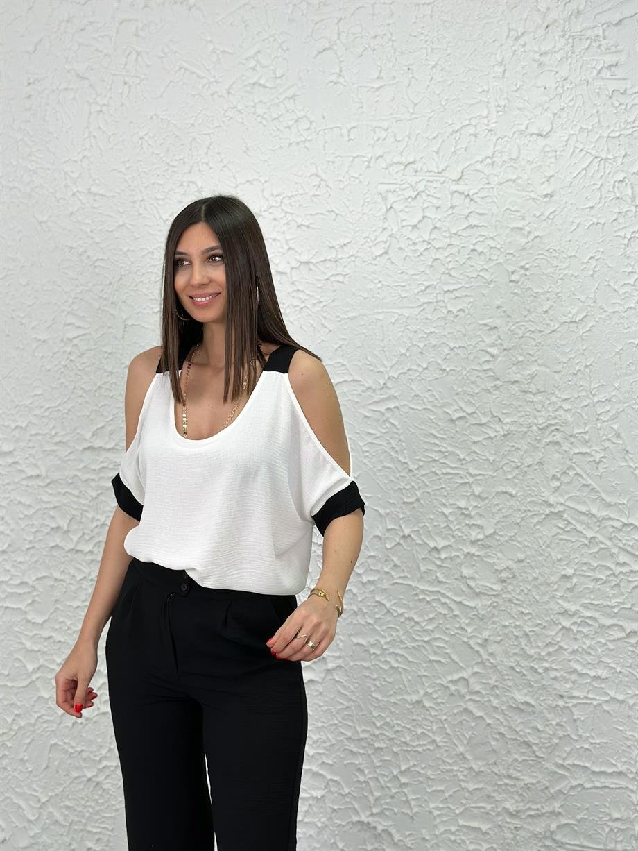 MARY SİYAH DETAYLI KREM BLUZ