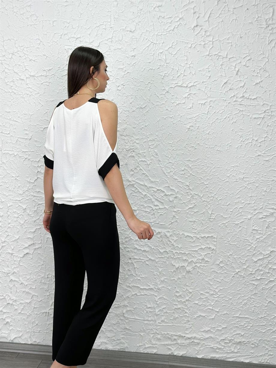 MARY SİYAH DETAYLI KREM BLUZ
