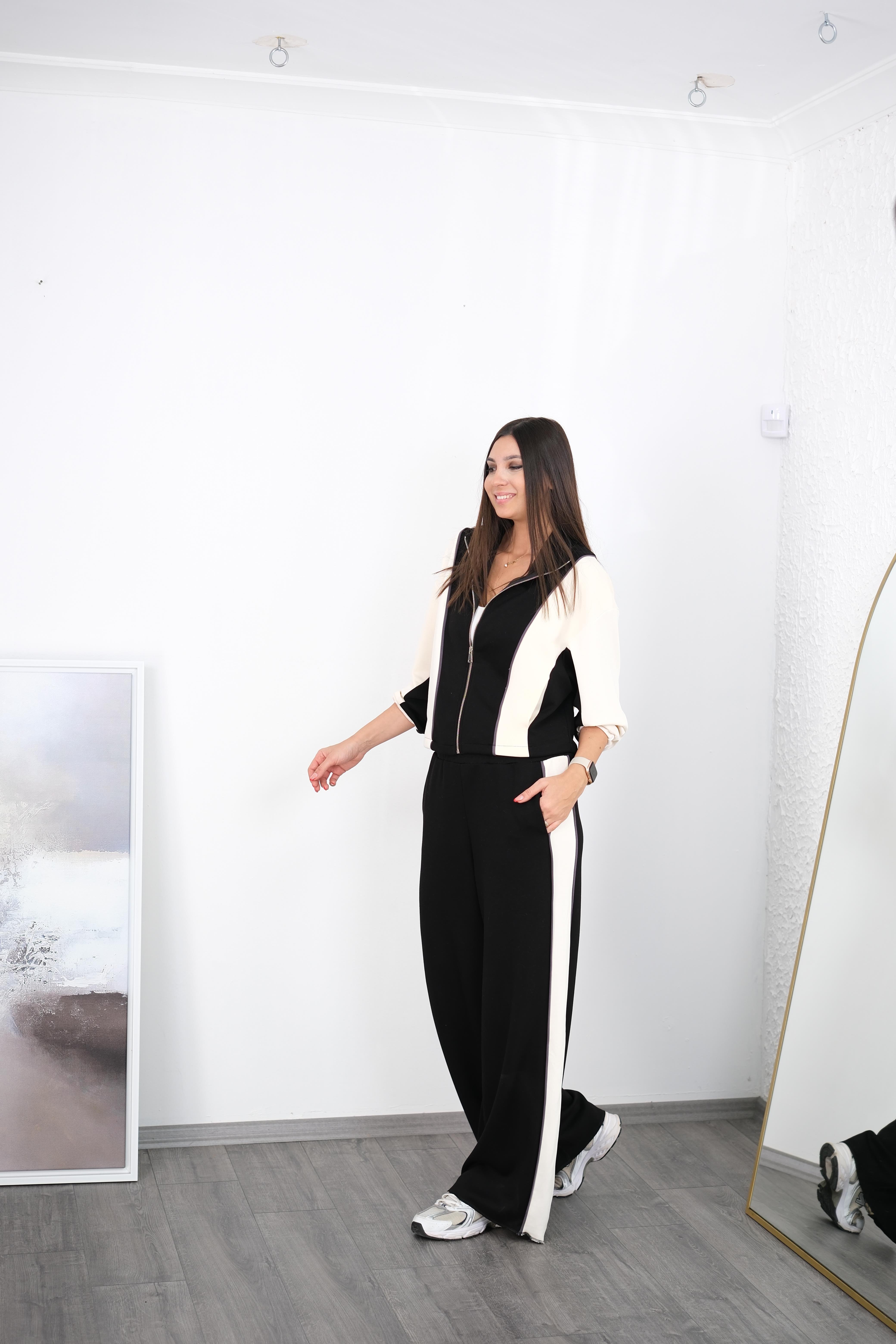 MURRY SİYAH BEYAZ EŞOFMAN TAKIMI