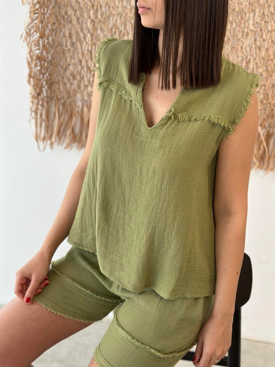 NATURAL SAGE GREEN BLUZ
