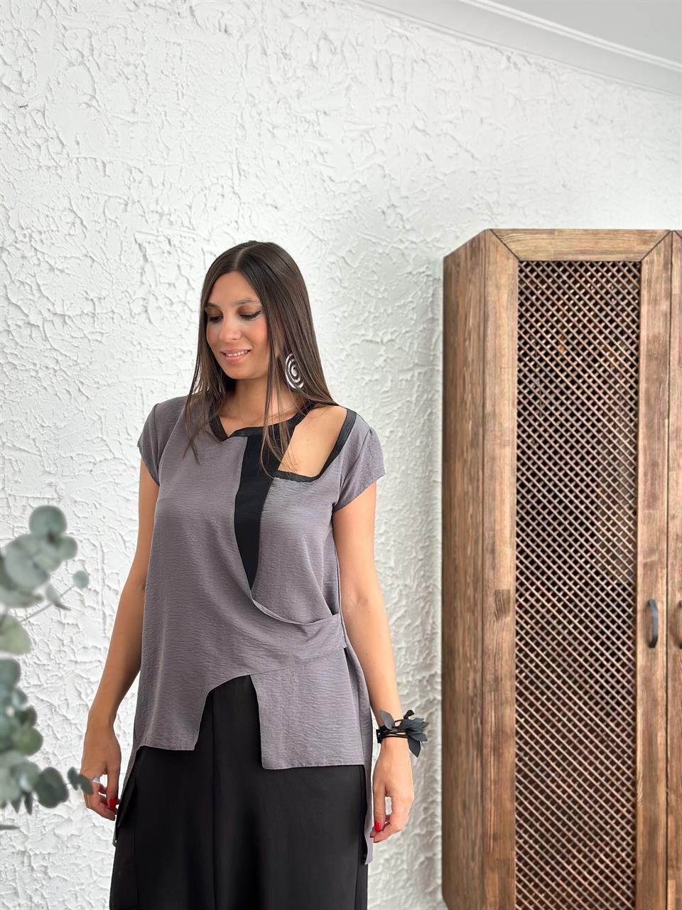 NİCE ANTRASİT TASARIM BLUZ