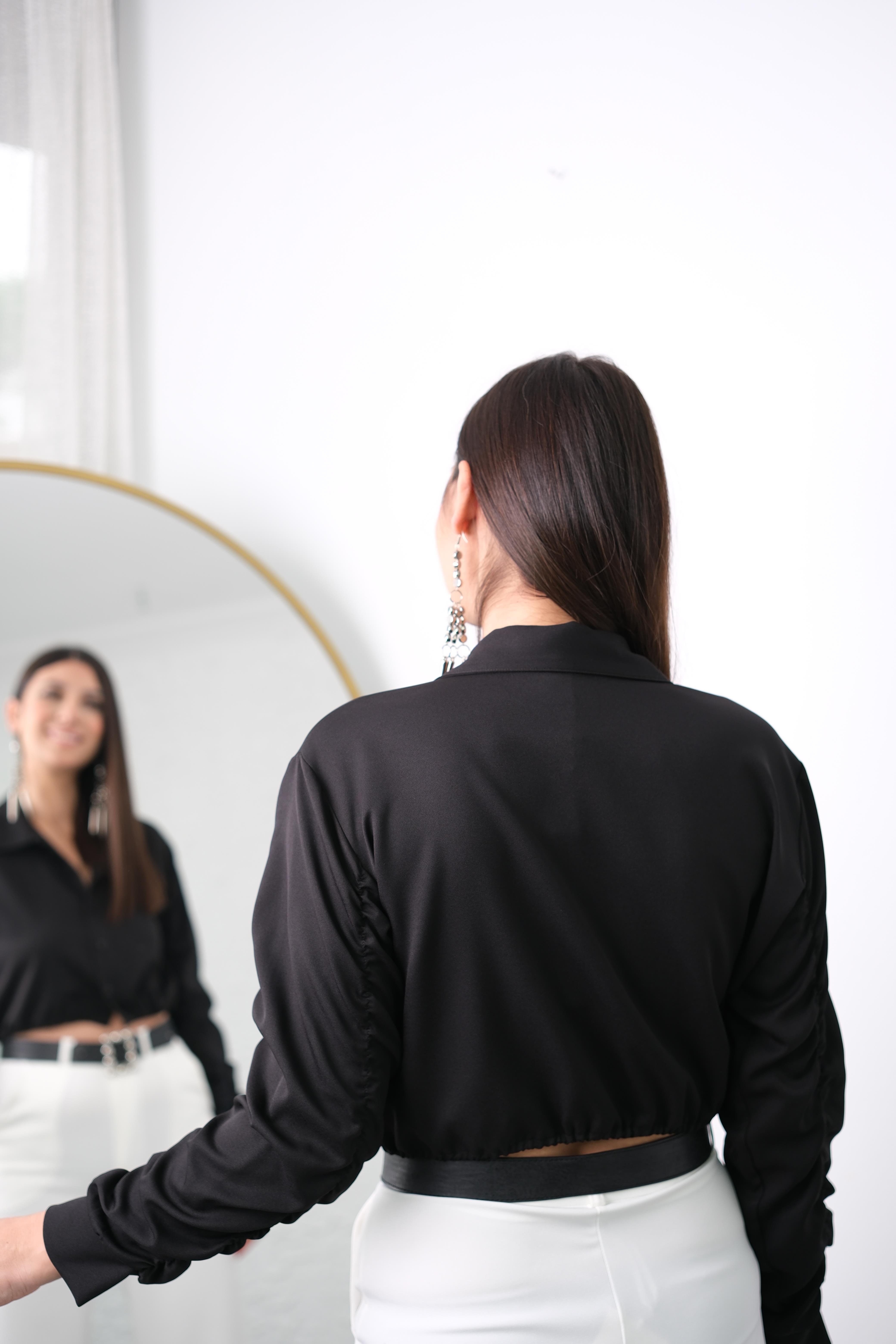 OPE SİYAH TASARIM GÖMLEK