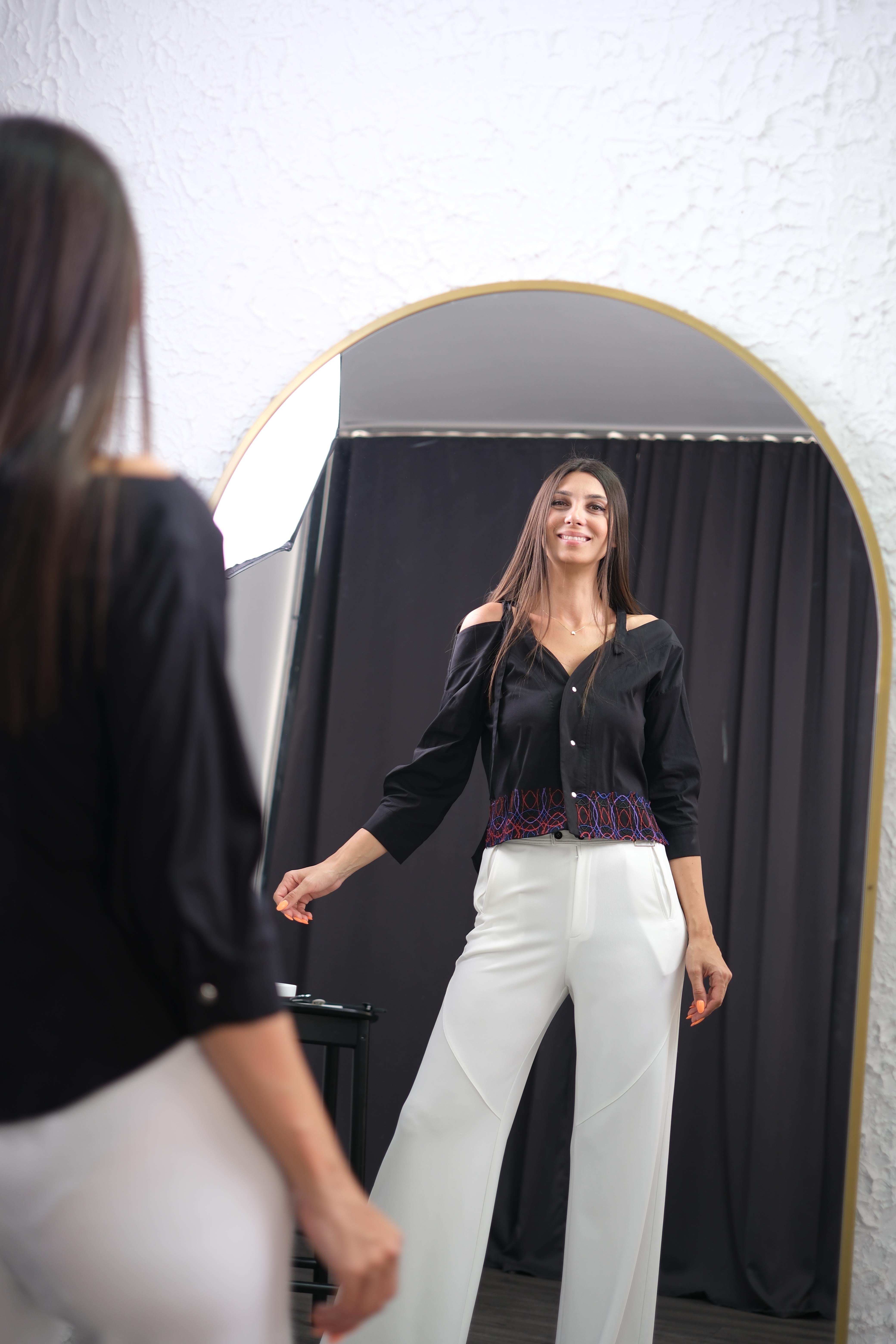 OPİ SİYAH TASARIM GÖMLEK