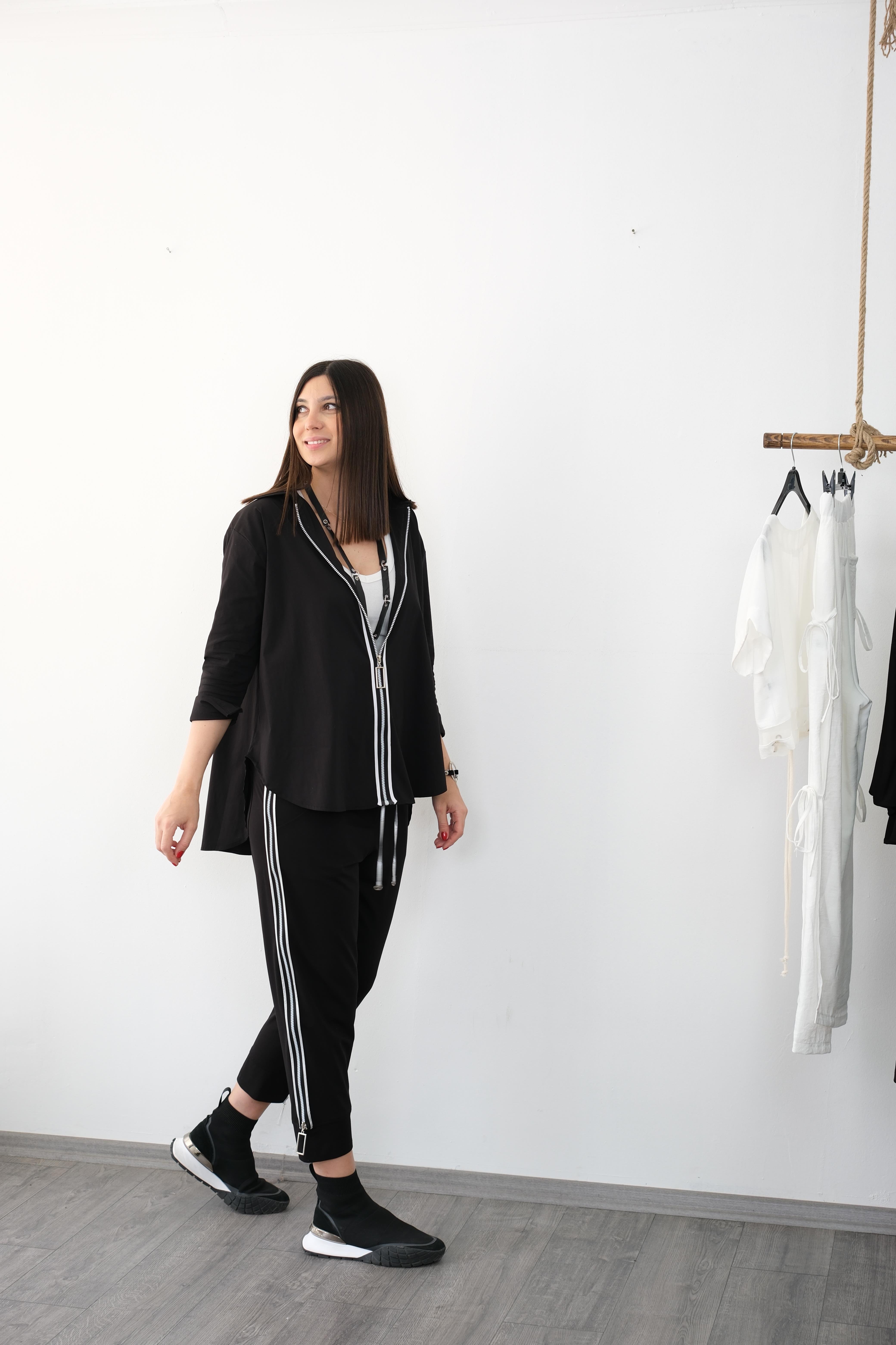 OTAKA SİYAH TASARIM PANTOLON