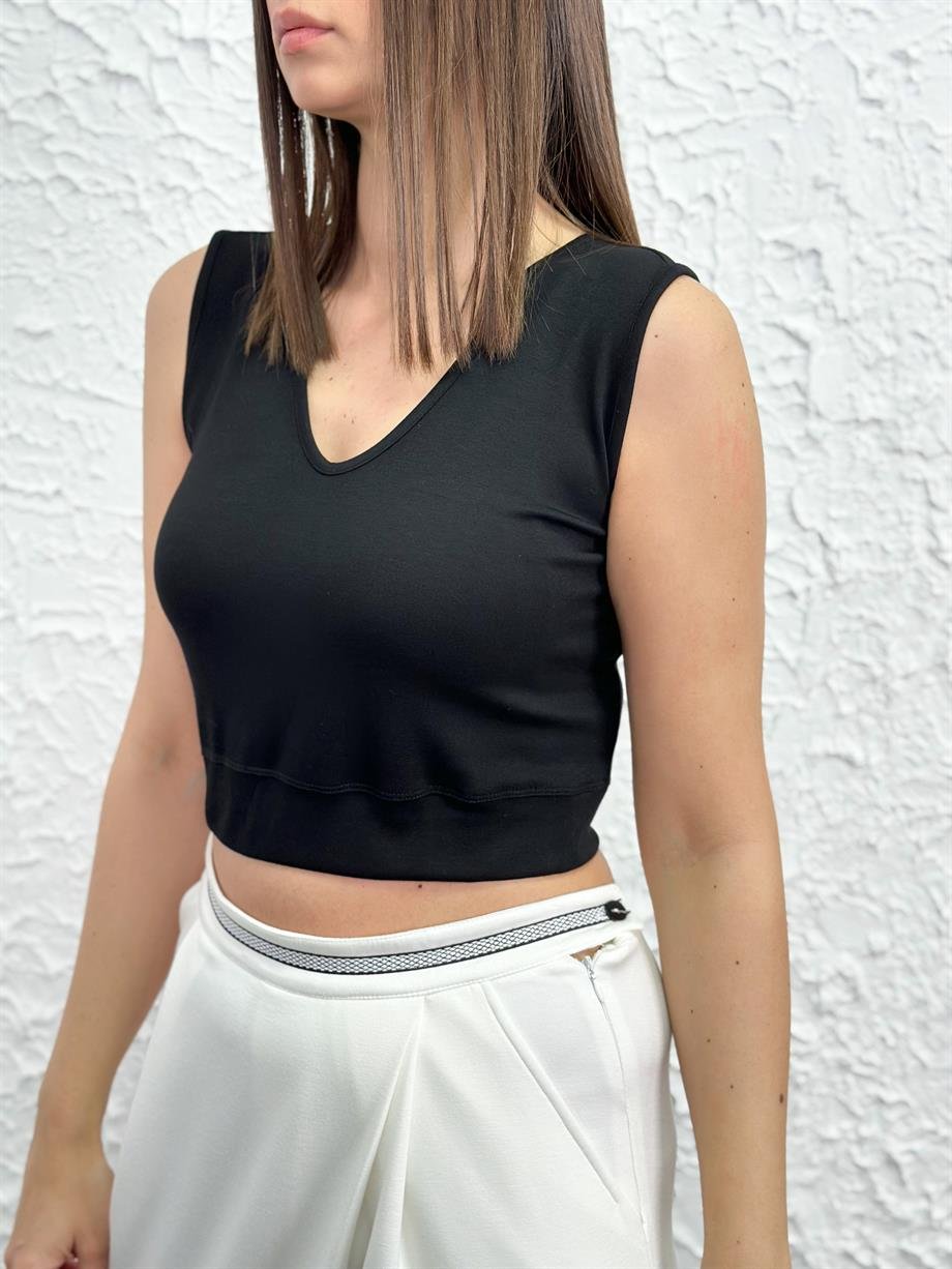 PAGOSA SİYAH V YAKA CROP