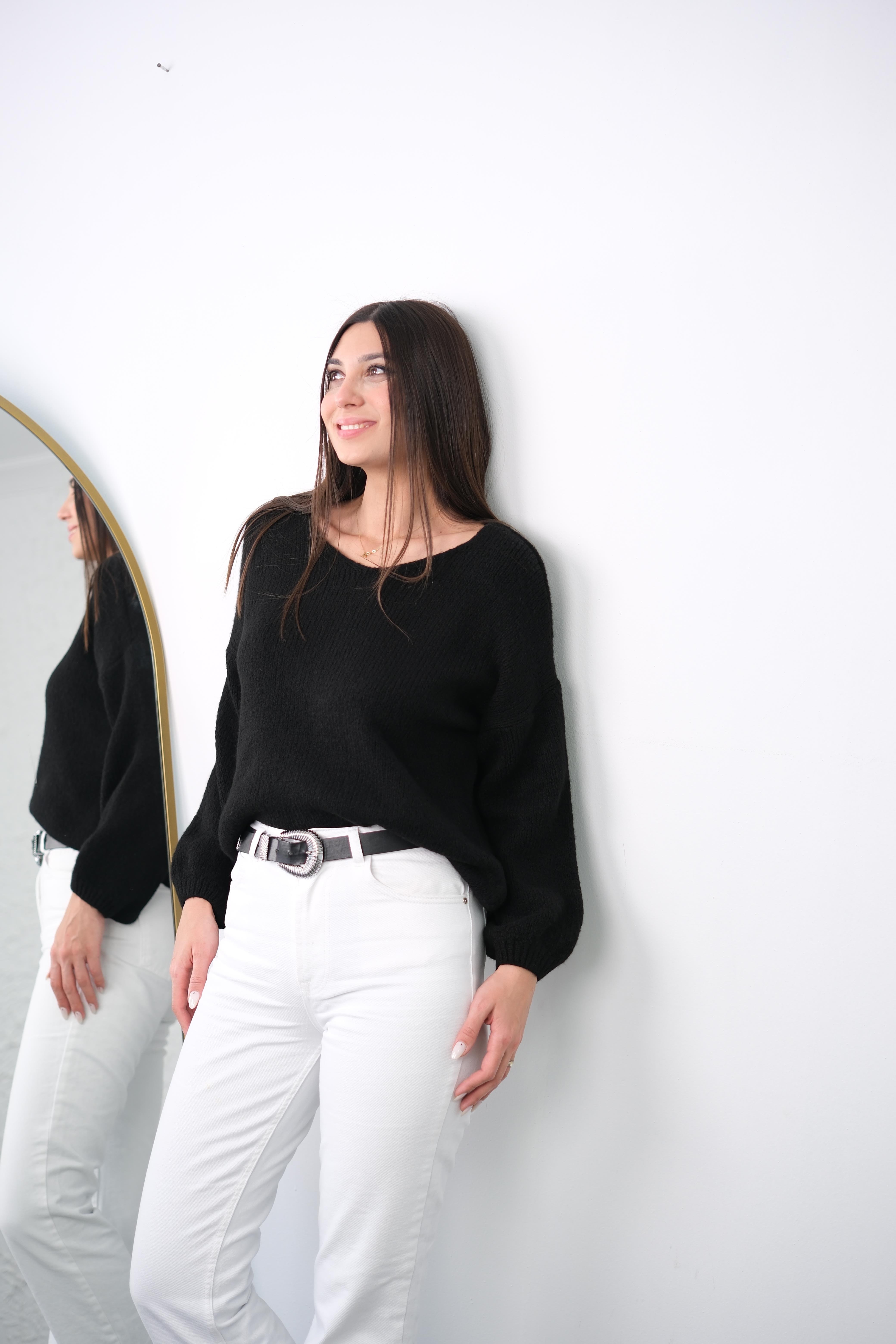 PİCA V YAKA SİYAH KAZAK