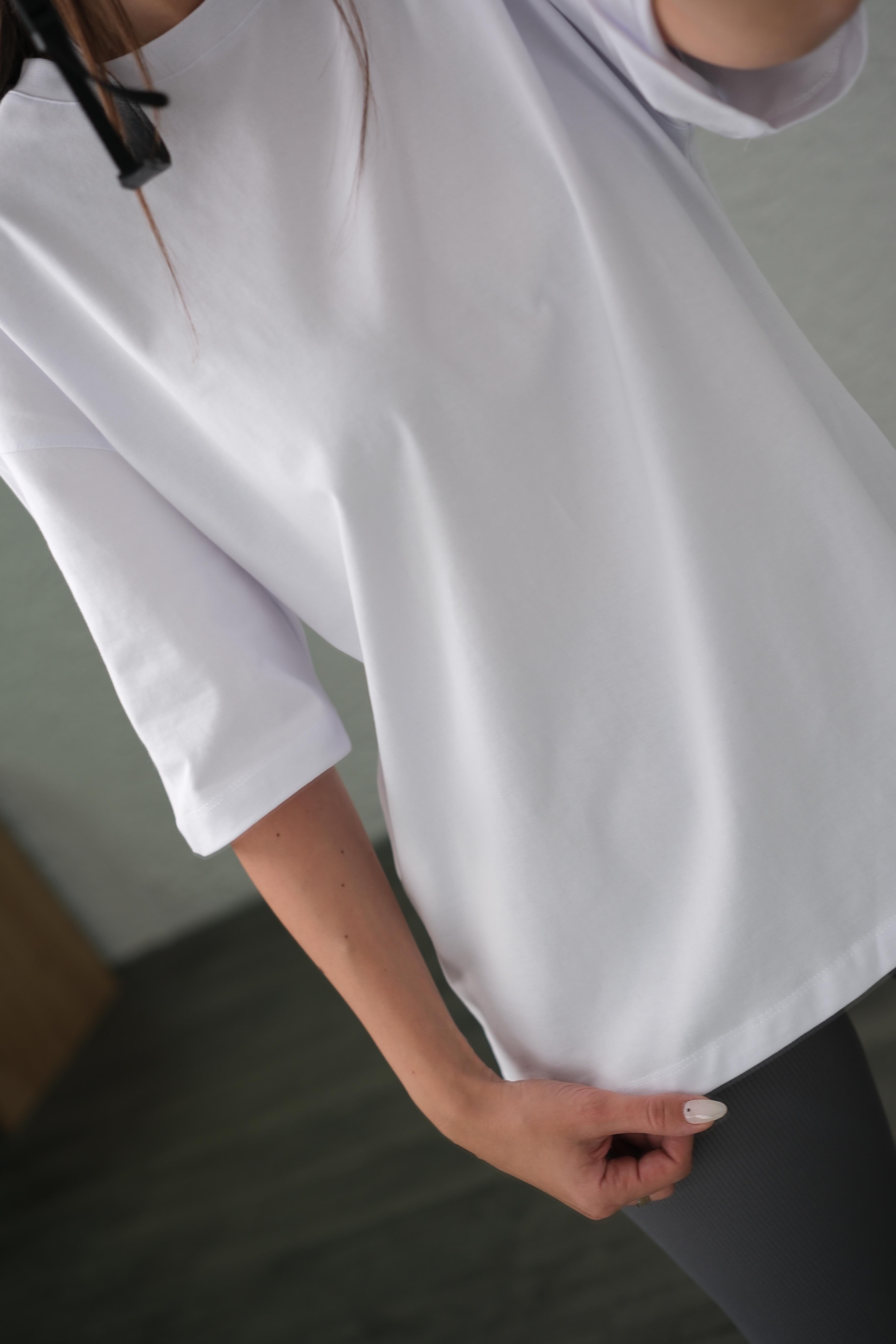 PİLLY BEYAZ OVERSIZE T-SHIRT