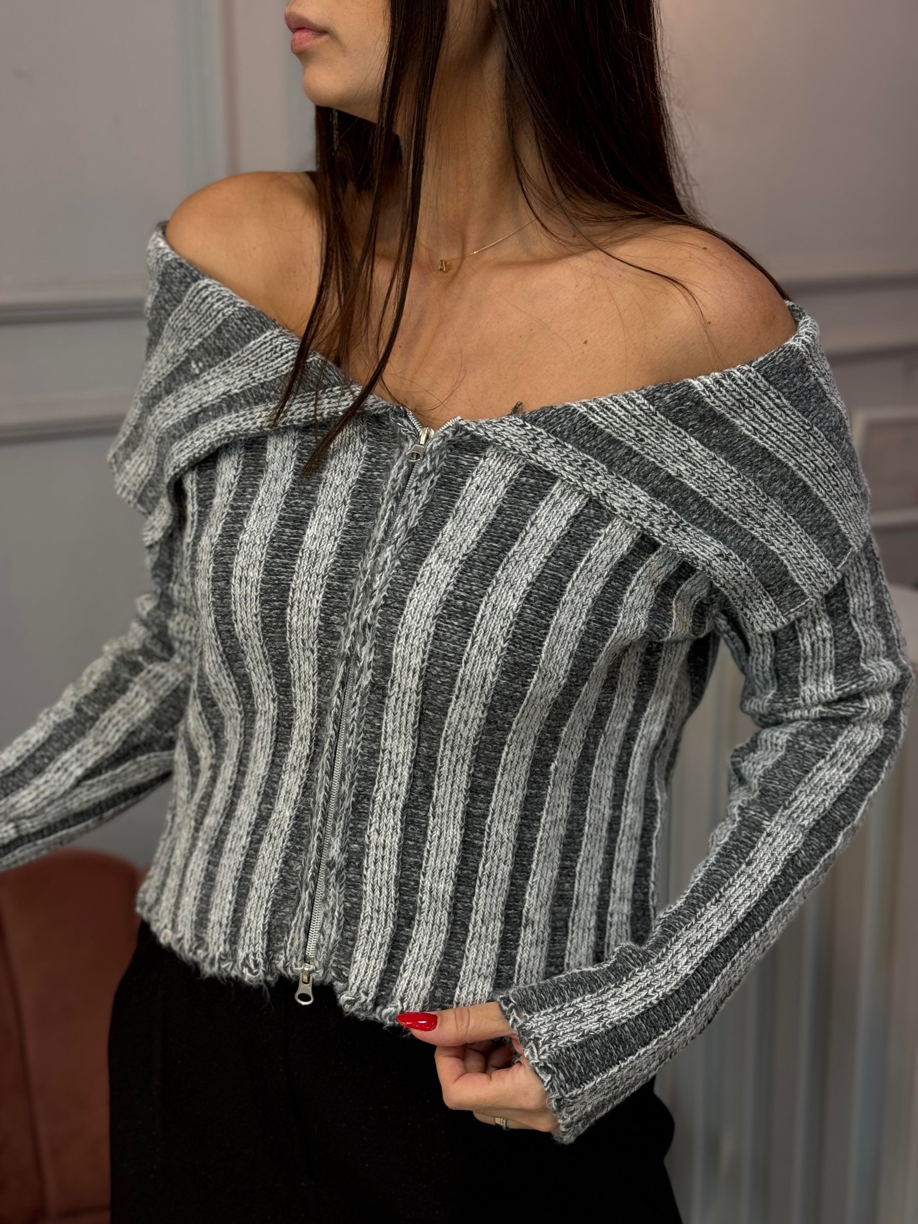 PİSTA GRİ OMUZ DETAYLI KAZAK